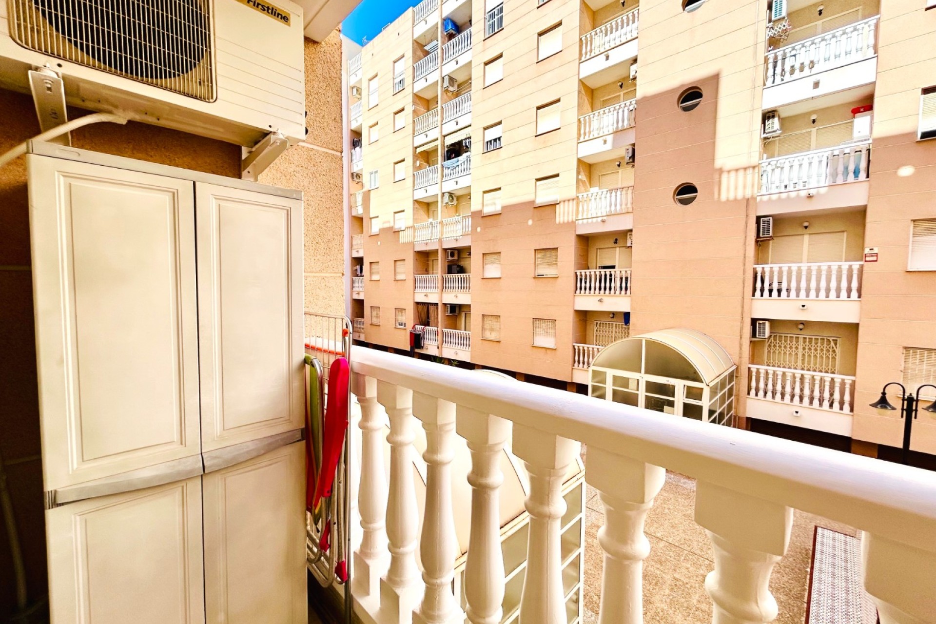 Odsprzedaż - Apartment - Torrevieja - Centro