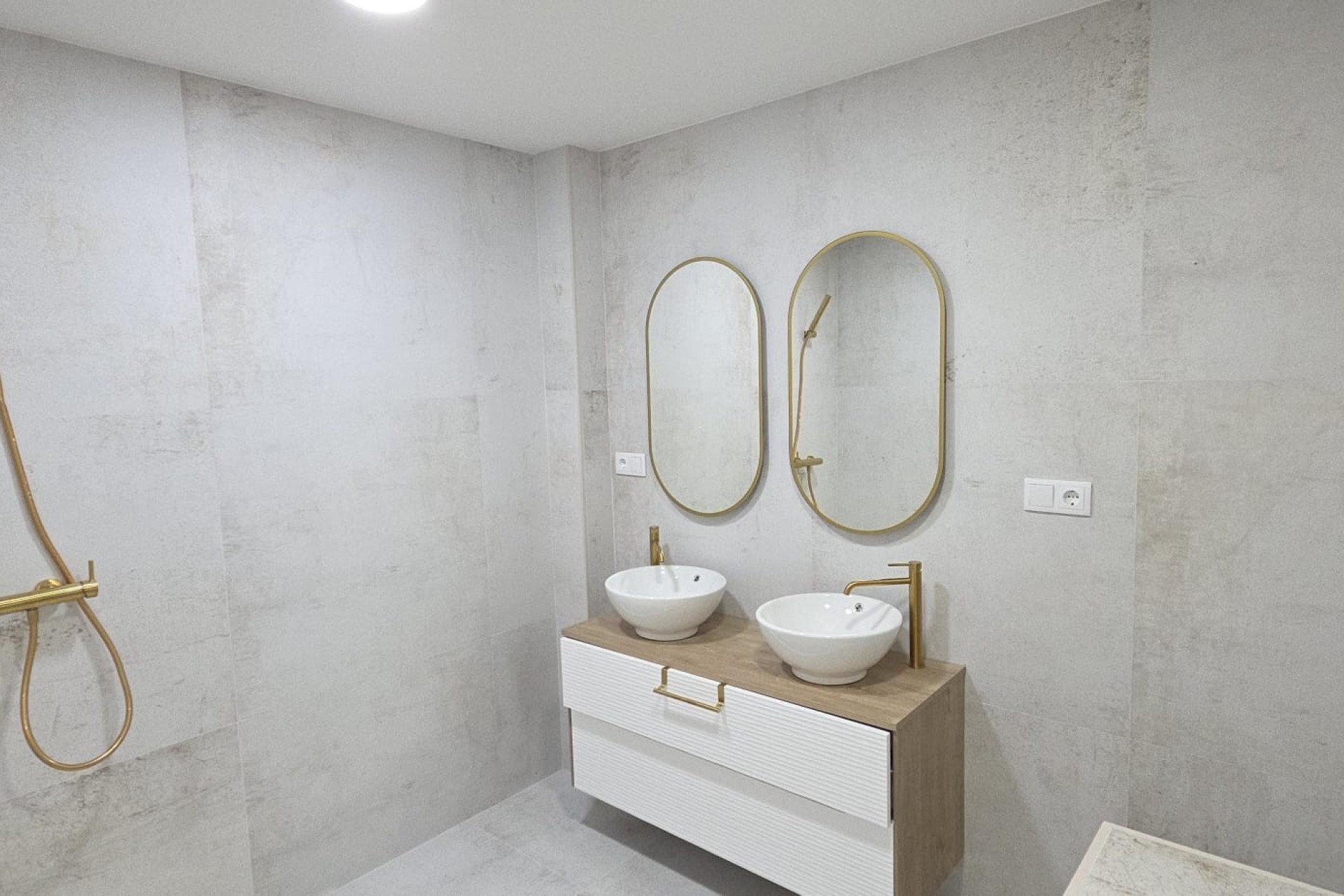 Odsprzedaż - Apartment - Torrevieja - Playa del Acequión