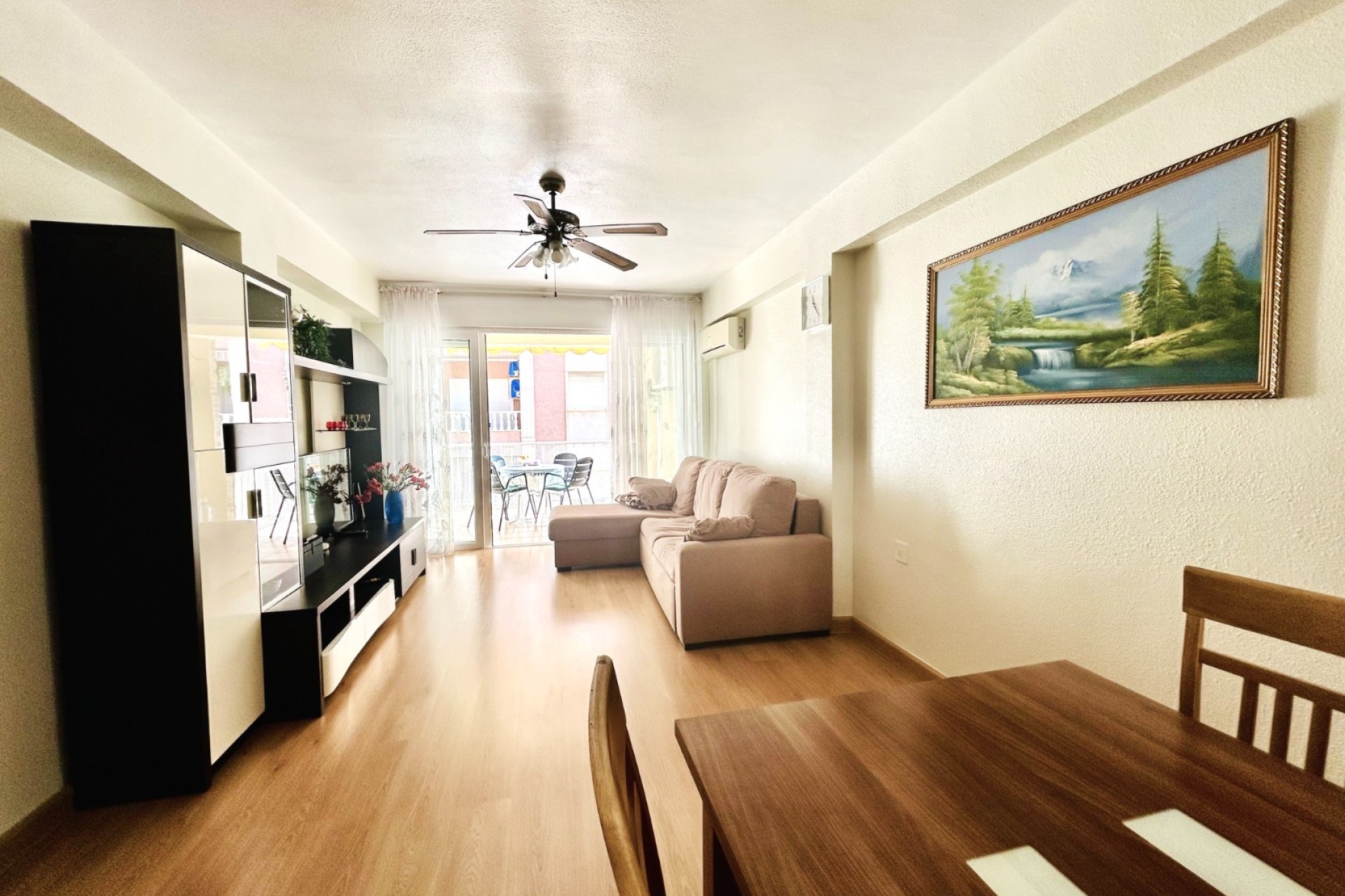 Odsprzedaż - Apartment - Torrevieja - Playa del Cura