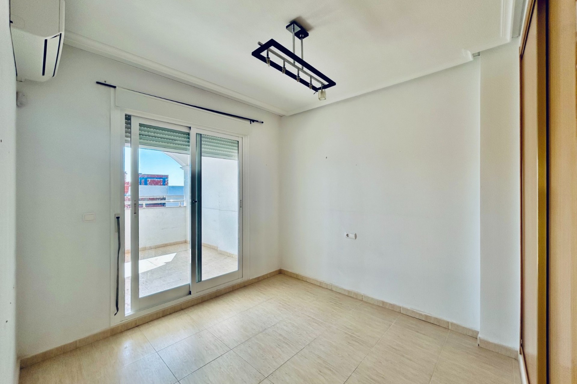 Odsprzedaż - Apartment - Torrevieja - Torrelamata