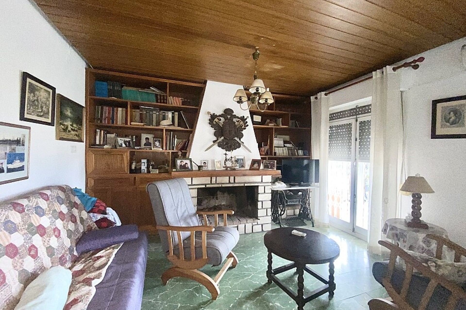 Odsprzedaż - Country house - Crevillente