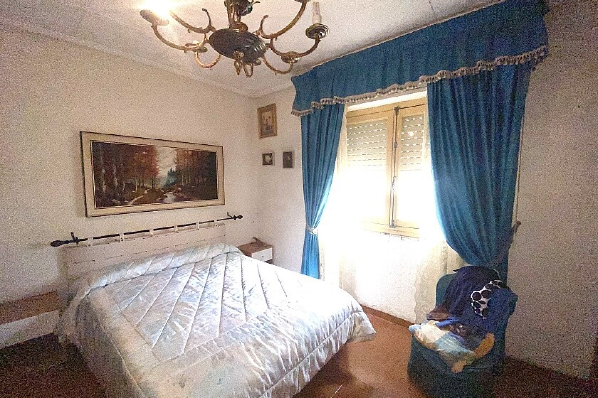 Odsprzedaż - Country house - Crevillente