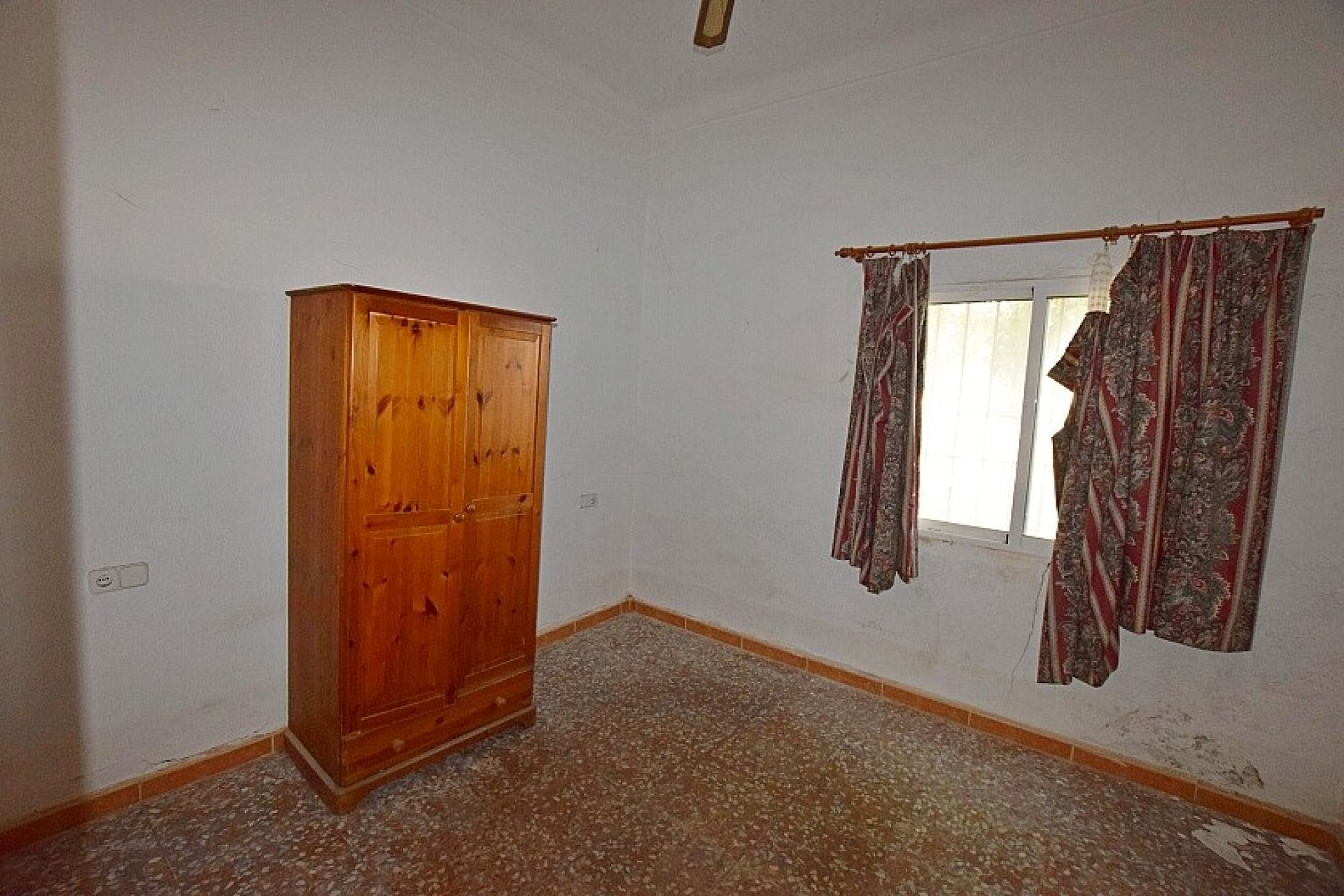 Odsprzedaż - Country house - Dolores