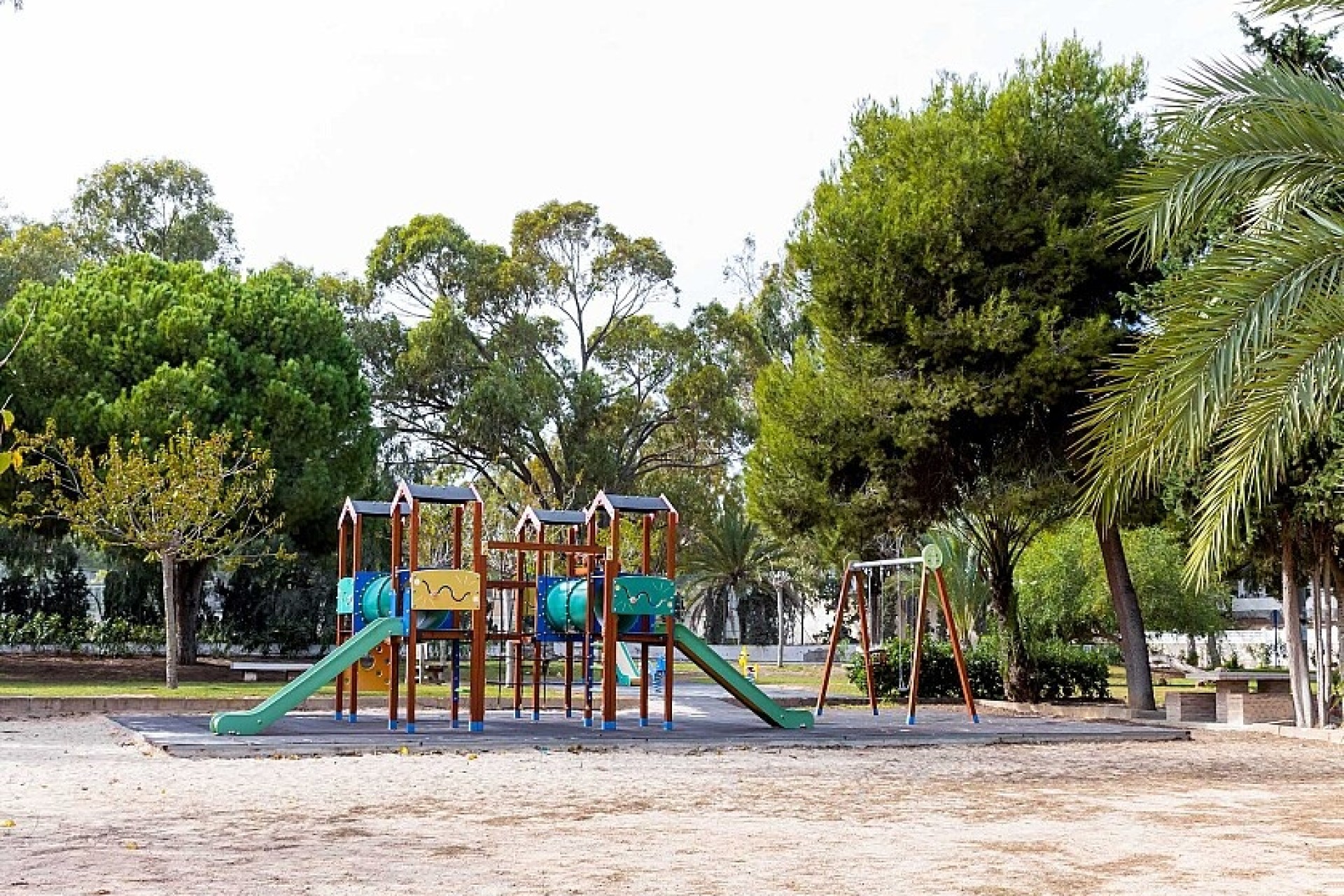 Odsprzedaż - Kamienica - Orihuela Costa - La Zenia