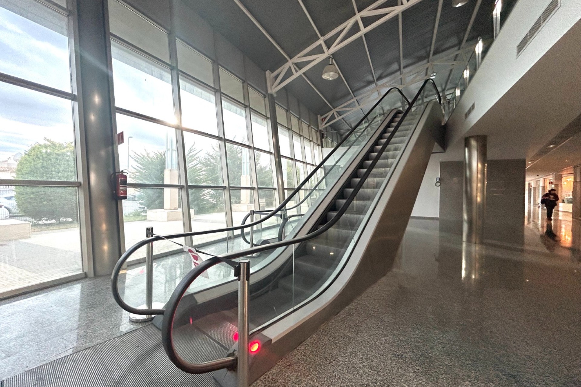 Odsprzedaż - Reklama w telewizji - Orihuela Costa - Playa Flamenca