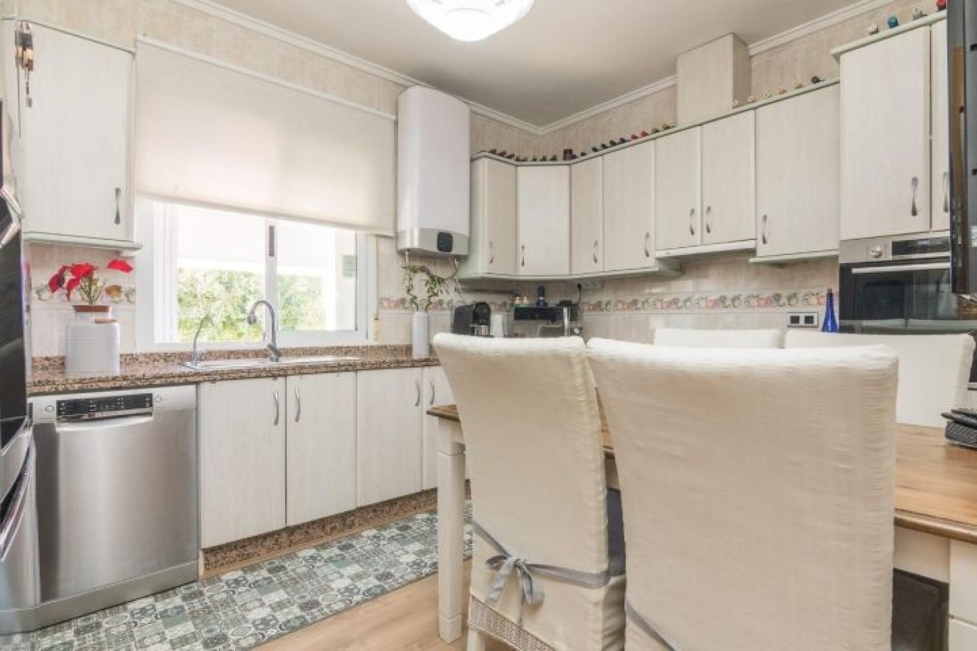 Odsprzedaż - Villa - Elche