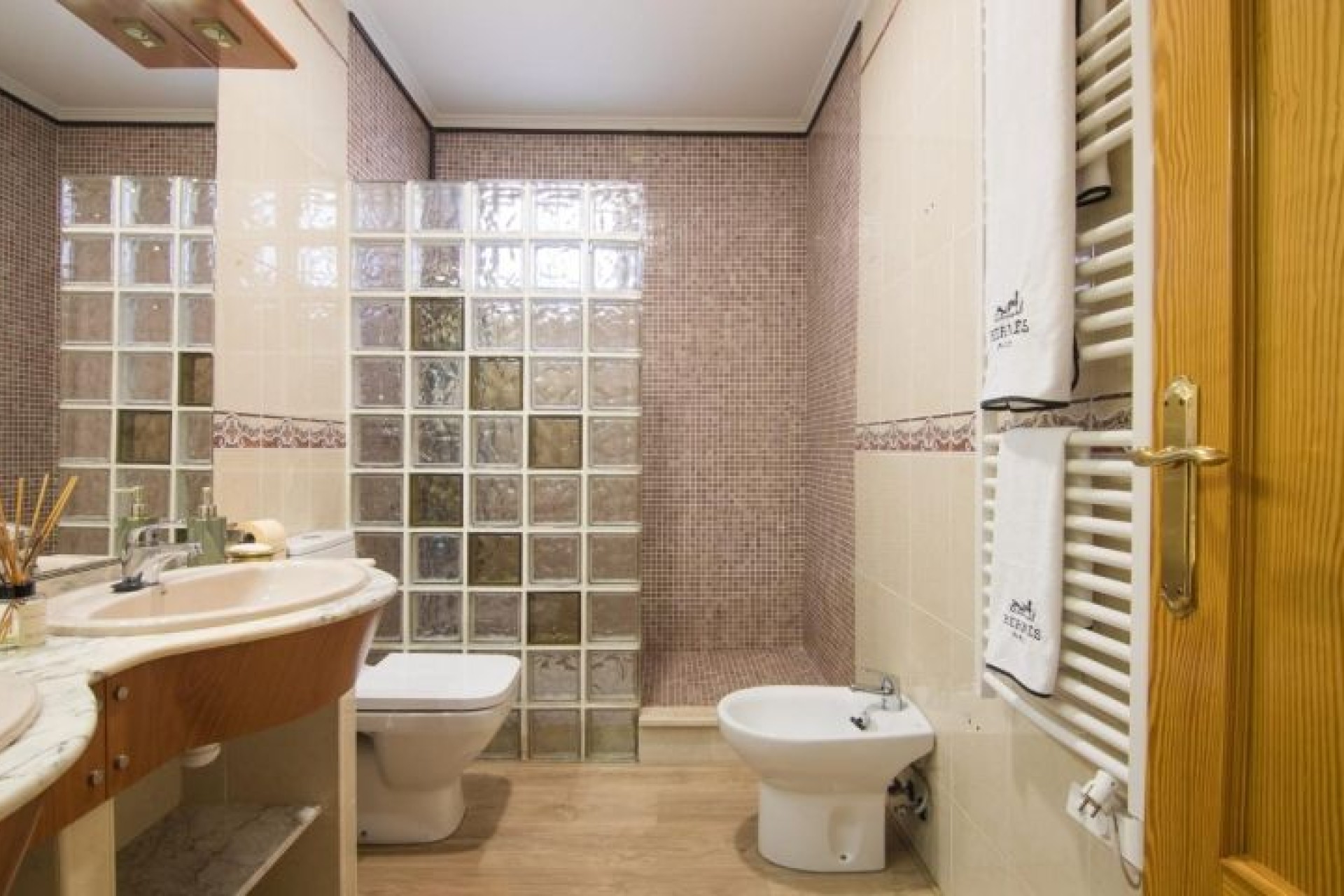 Odsprzedaż - Villa - Elche