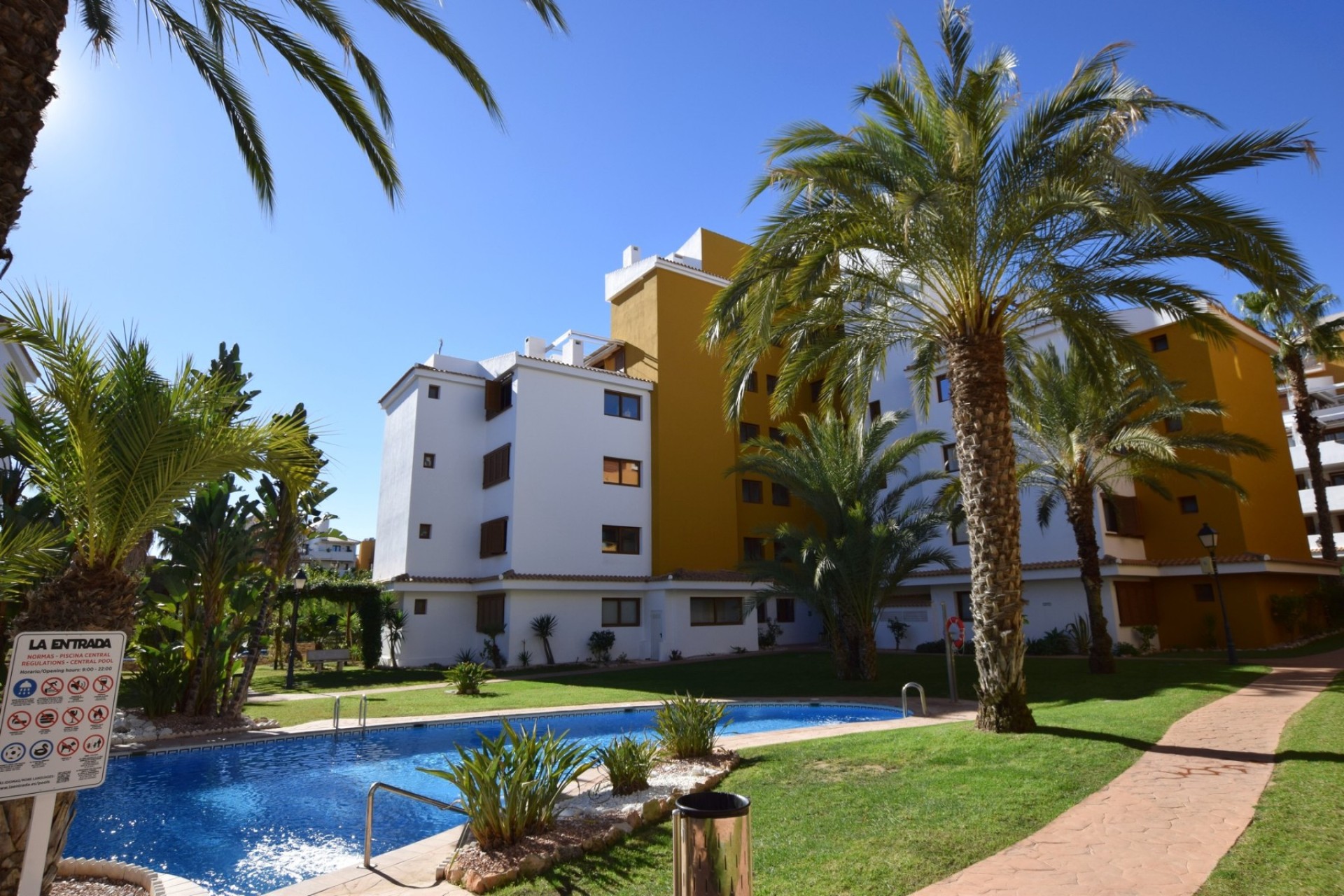 Перепродажа - Apartment - Punta Prima