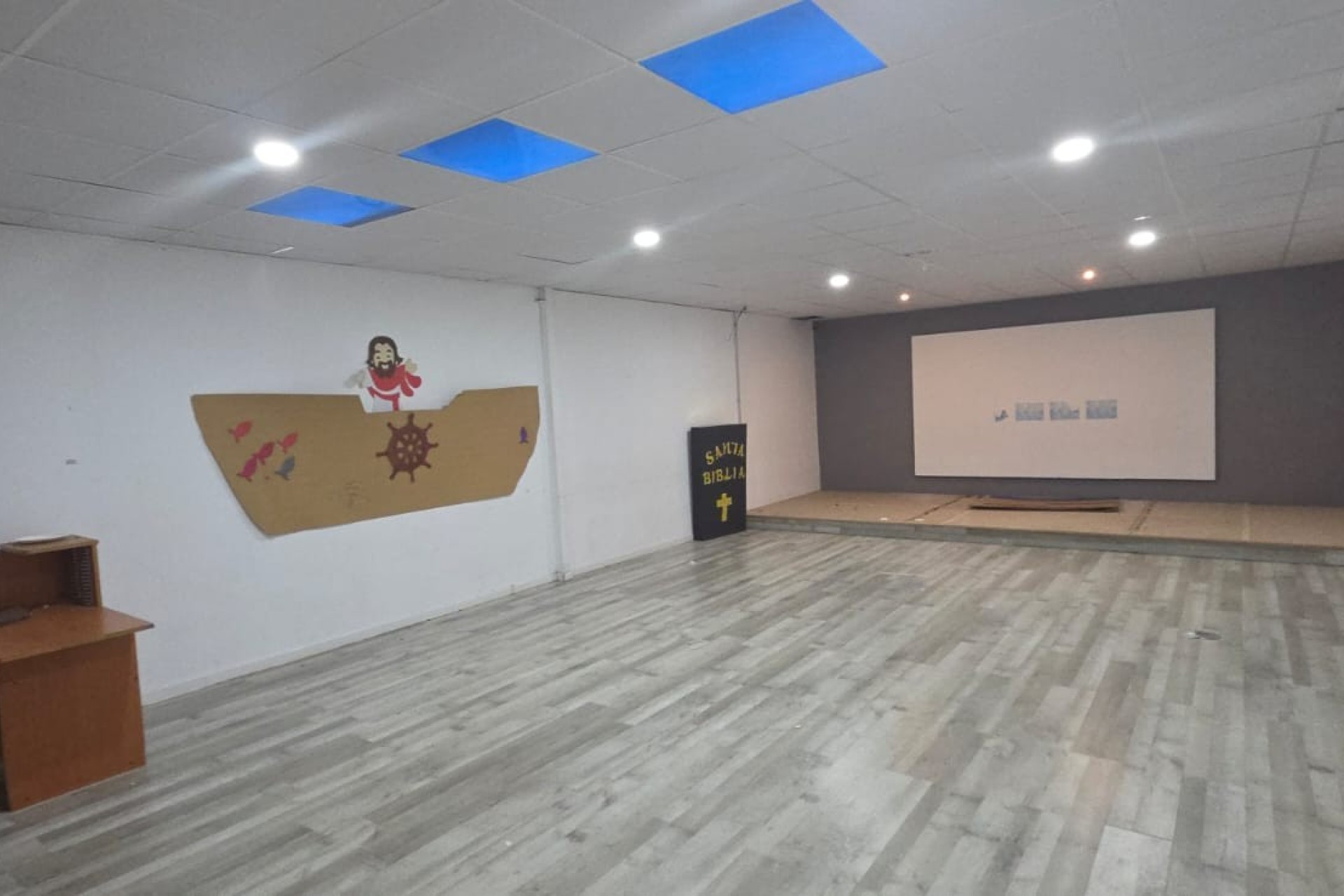 Перепродажа - Promyshlennaya yedinitsa - Torrevieja - Polígono industrial