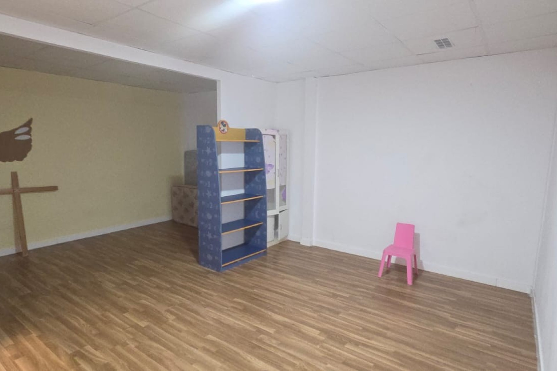 Перепродажа - Promyshlennaya yedinitsa - Torrevieja - Polígono industrial