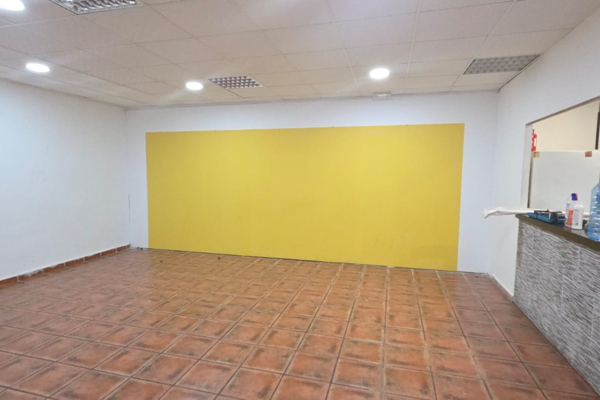 Перепродажа - Promyshlennaya yedinitsa - Torrevieja - Polígono industrial