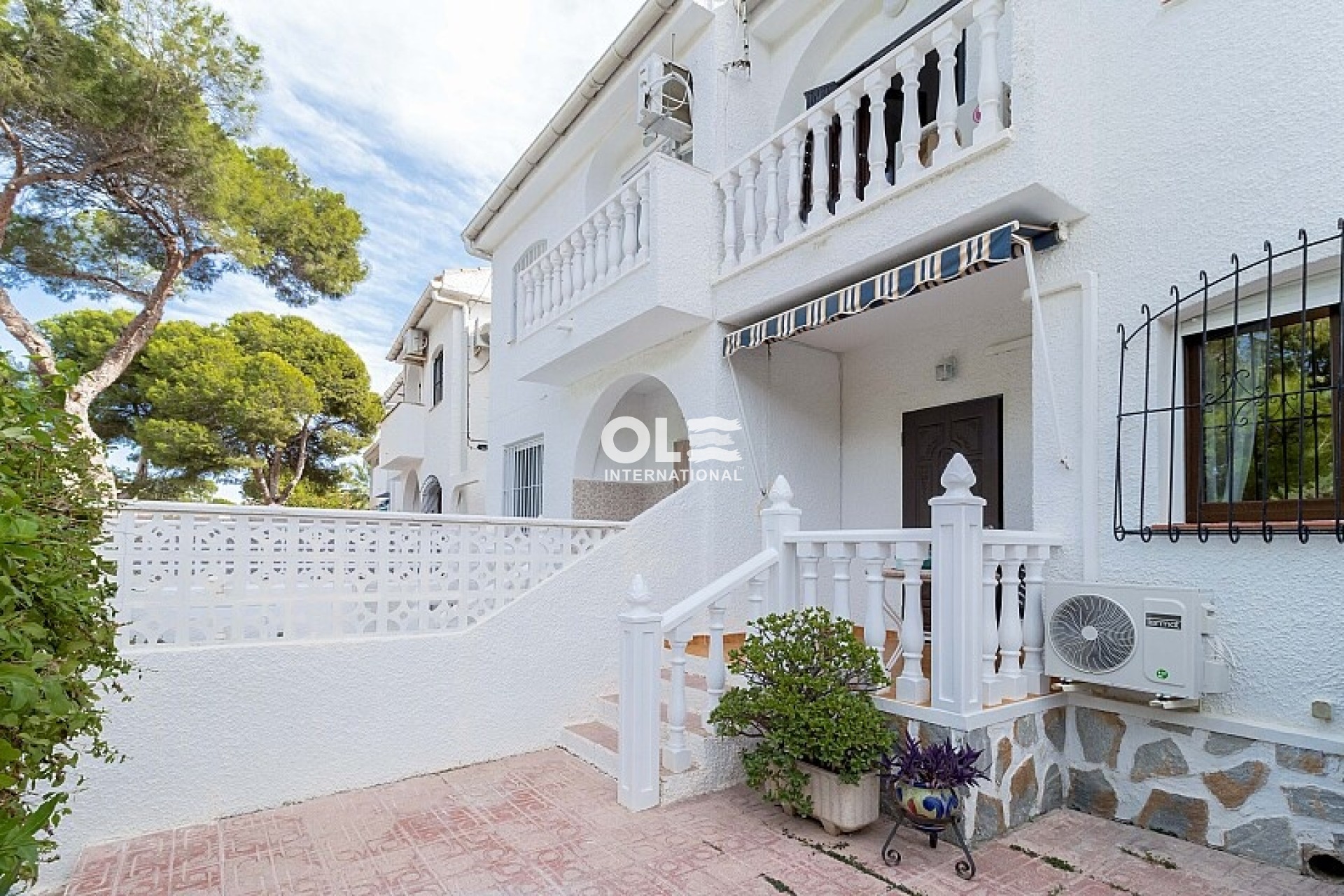 Перепродажа - Таунхаус - Orihuela Costa - La Zenia