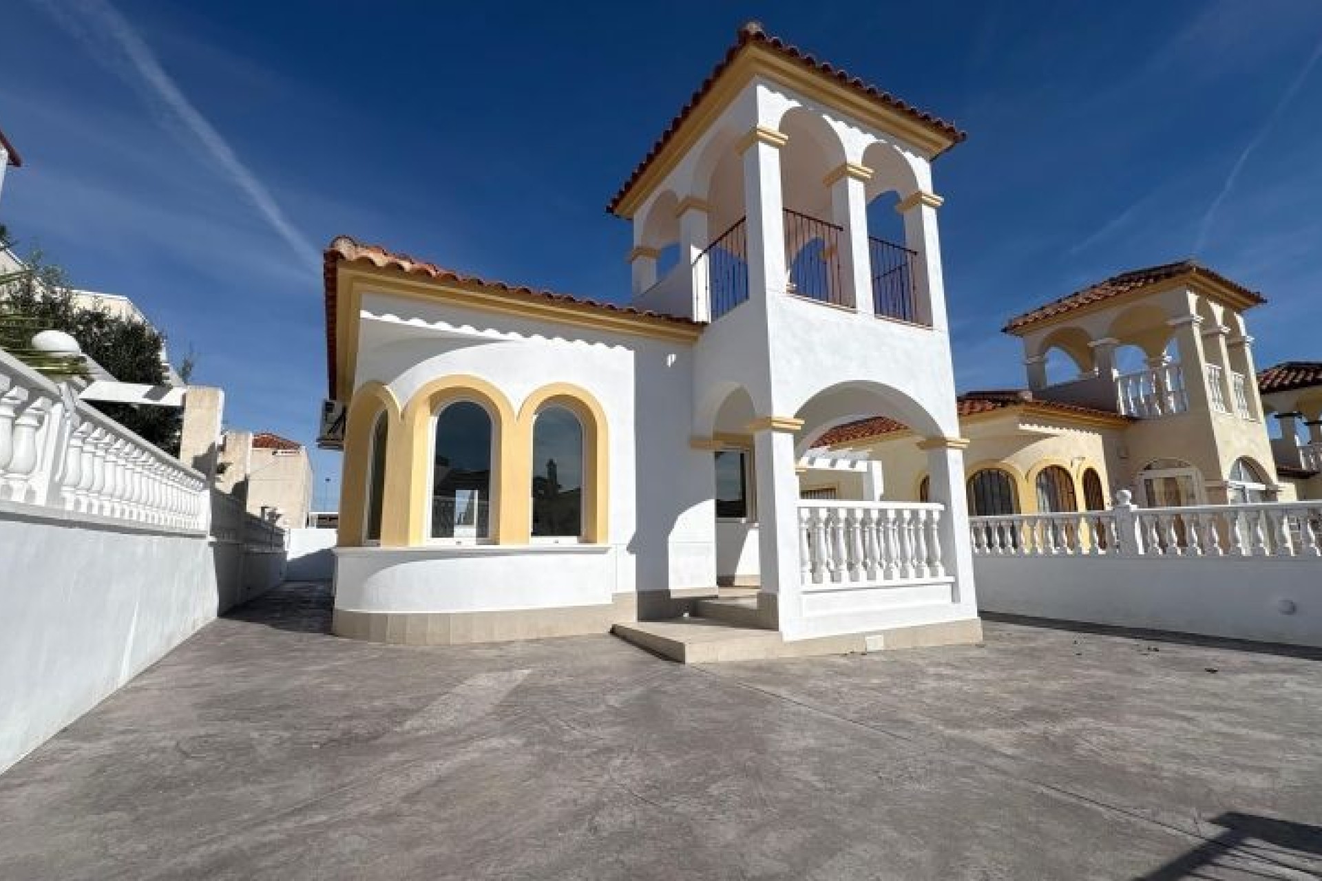 Перепродажа - Villa - Algorfa