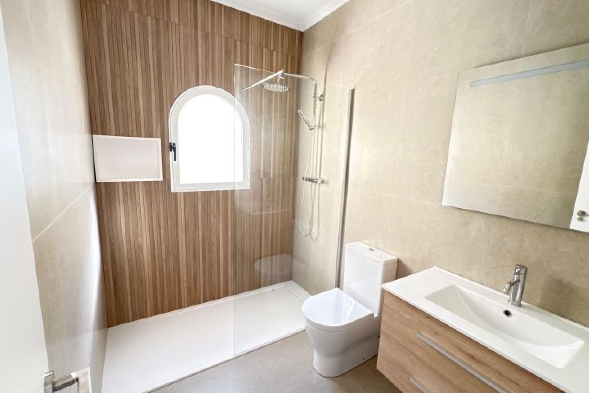 Перепродажа - Villa - Algorfa