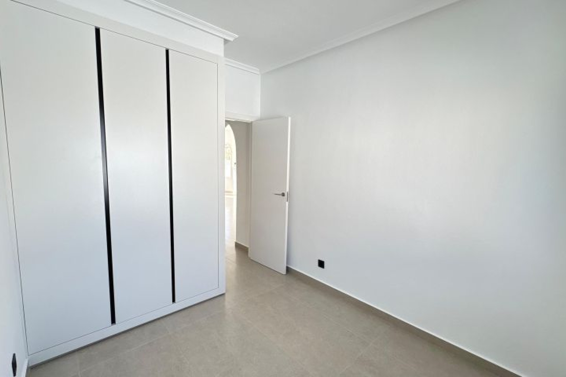 Перепродажа - Villa - Algorfa