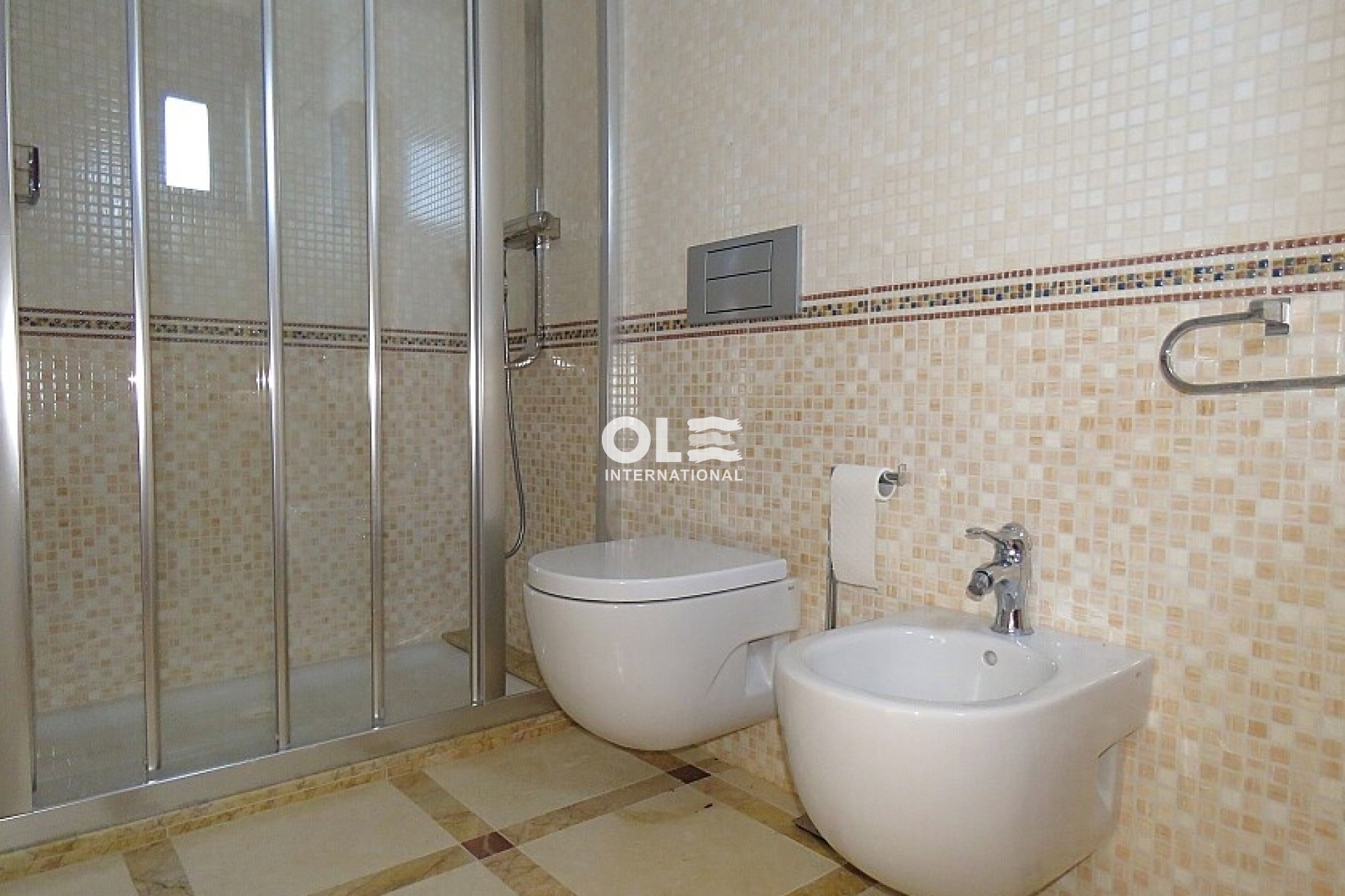 Перепродажа - Villa - Orihuela Costa - Cabo Roig