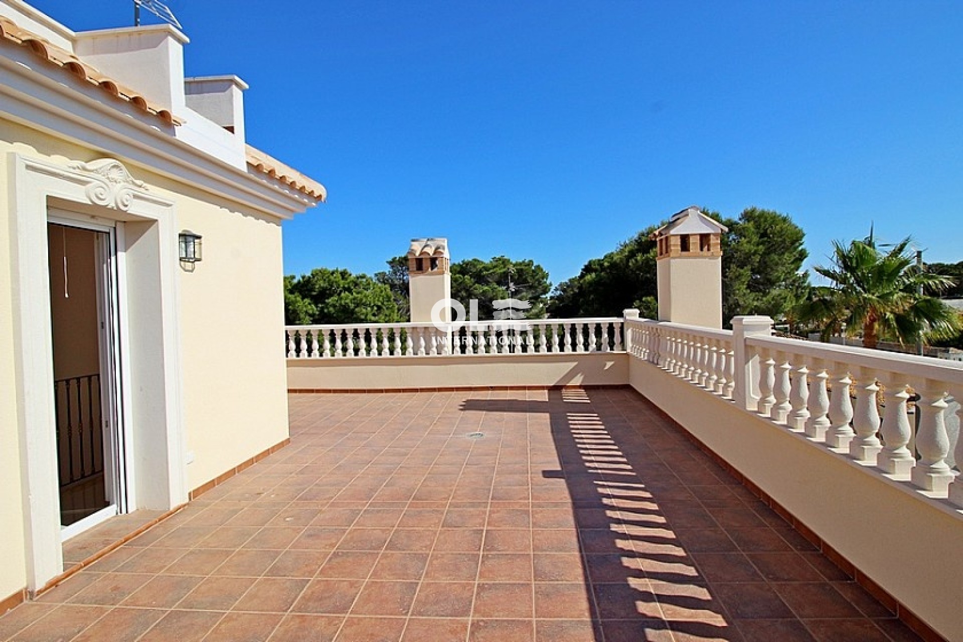 Перепродажа - Villa - Orihuela Costa - Cabo Roig