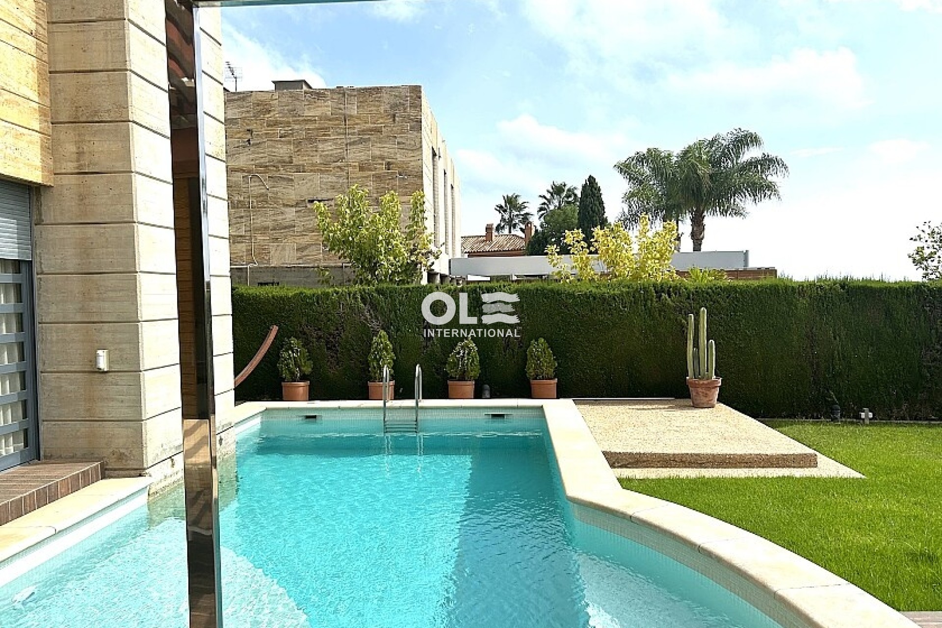 Перепродажа - Villa - Orihuela Costa - Dehesa de campoamor
