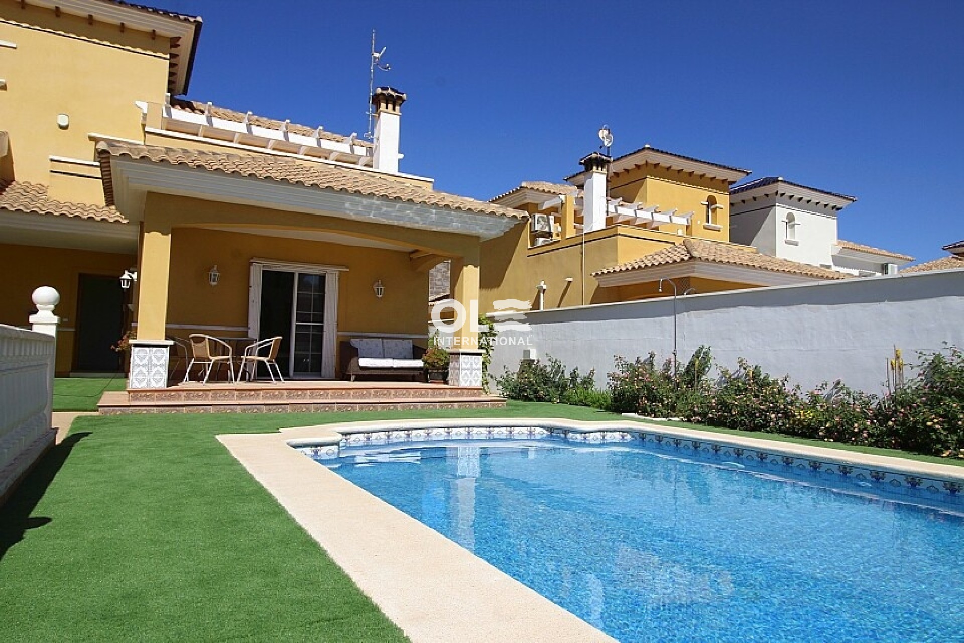 Перепродажа - Villa - Orihuela Costa - La Zenia