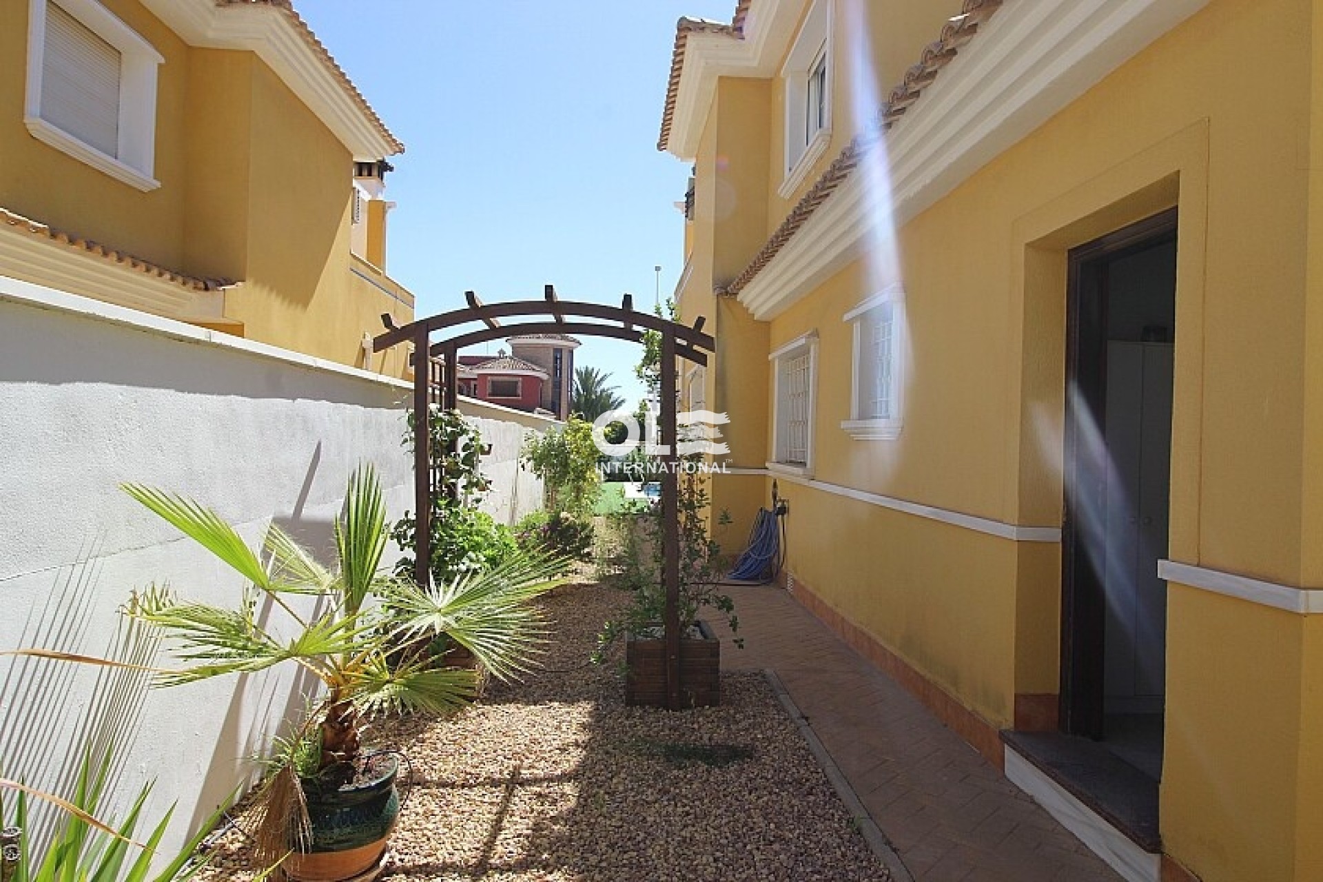 Перепродажа - Villa - Orihuela Costa - La Zenia