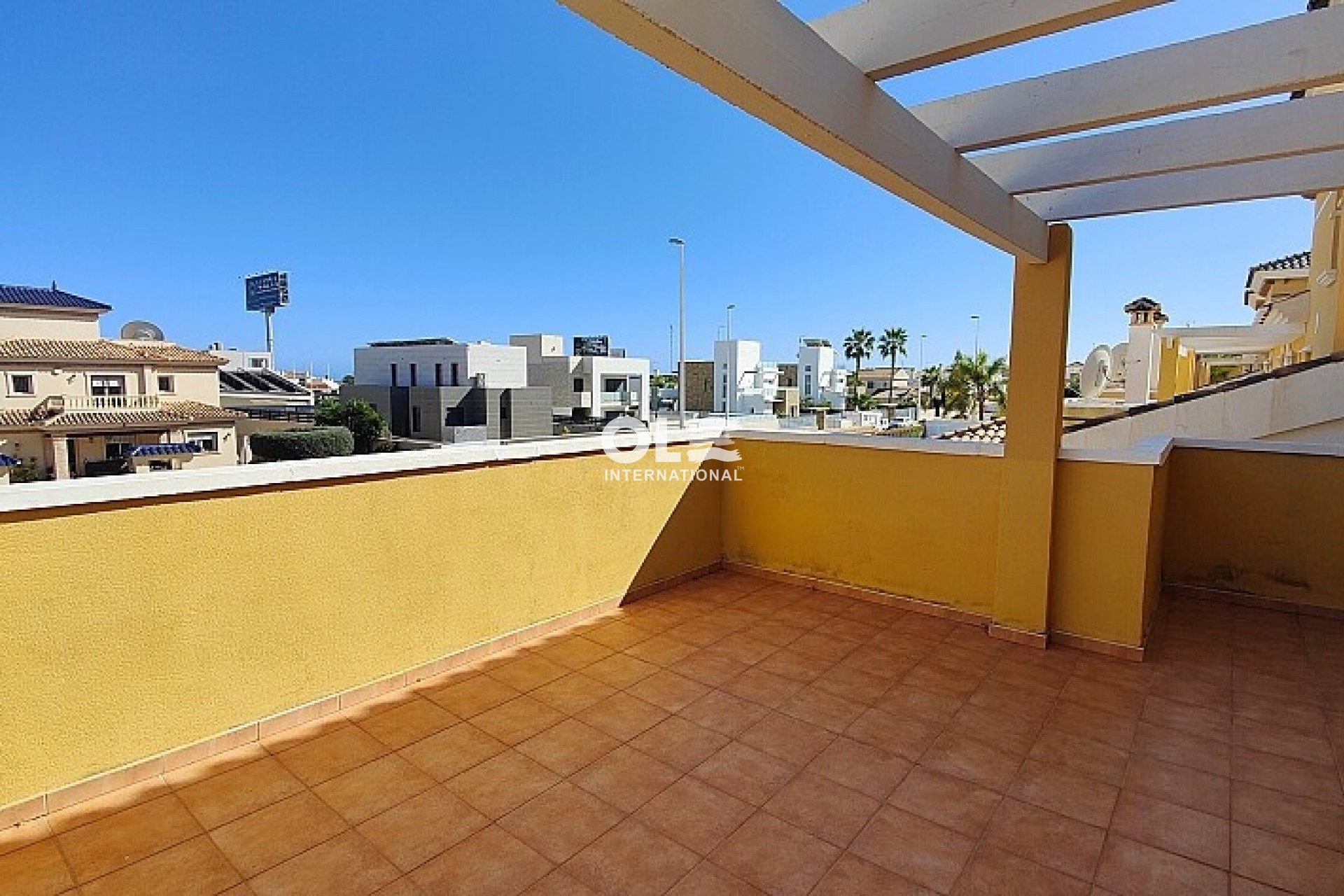 Перепродажа - Villa - Orihuela Costa - La Zenia