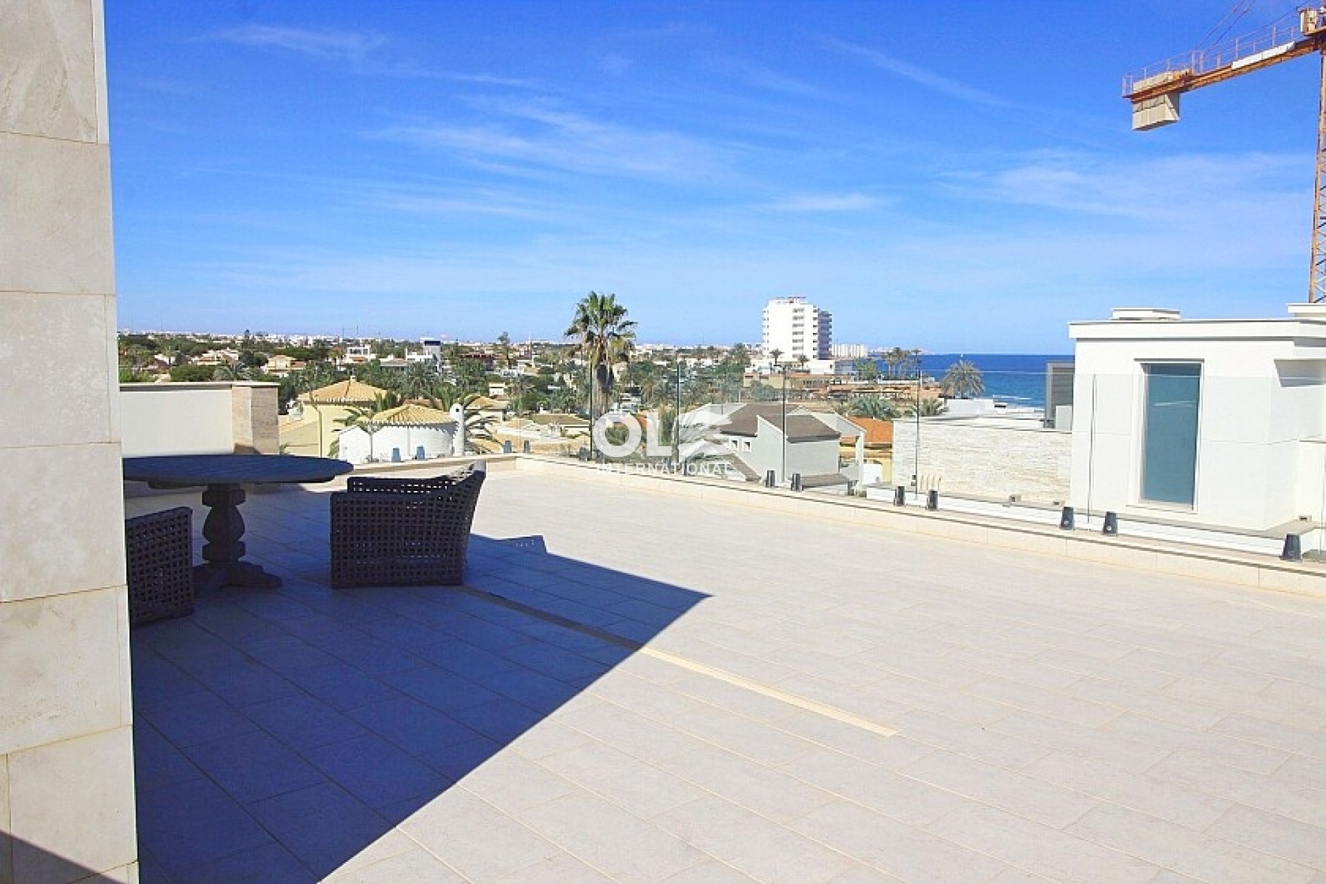 Перепродажа - Villa - Orihuela Costa - La Zenia