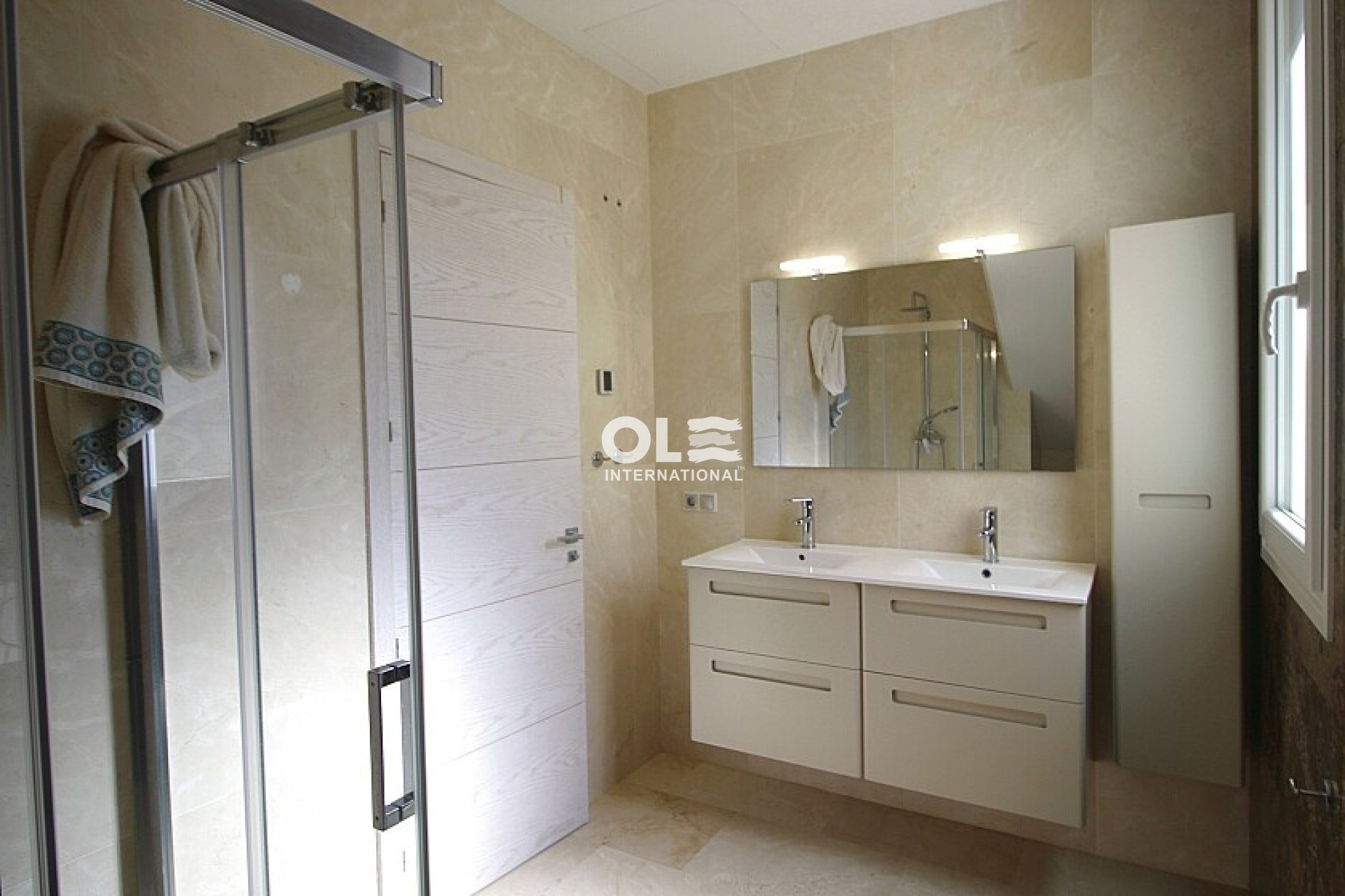 Перепродажа - Villa - Orihuela Costa - La Zenia