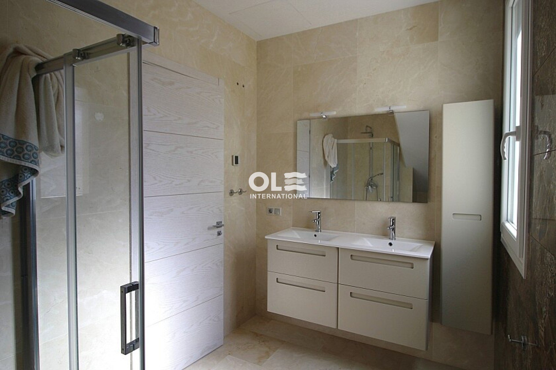Перепродажа - Villa - Orihuela Costa - La Zenia