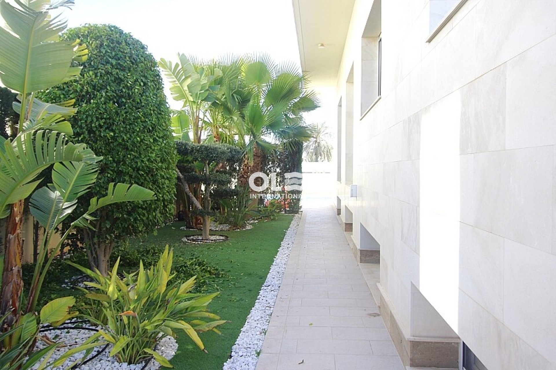 Перепродажа - Villa - Orihuela Costa - La Zenia