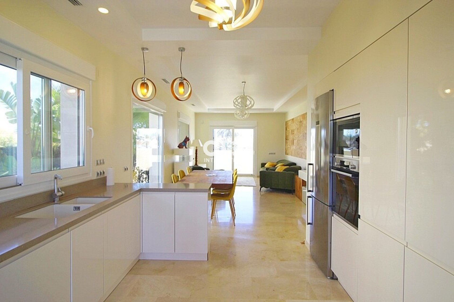 Перепродажа - Villa - Orihuela Costa - La Zenia