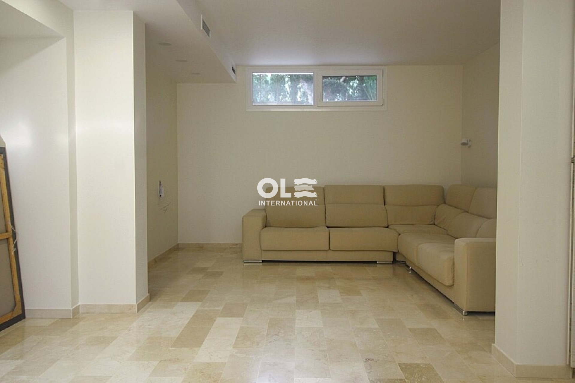 Перепродажа - Villa - Orihuela Costa - La Zenia