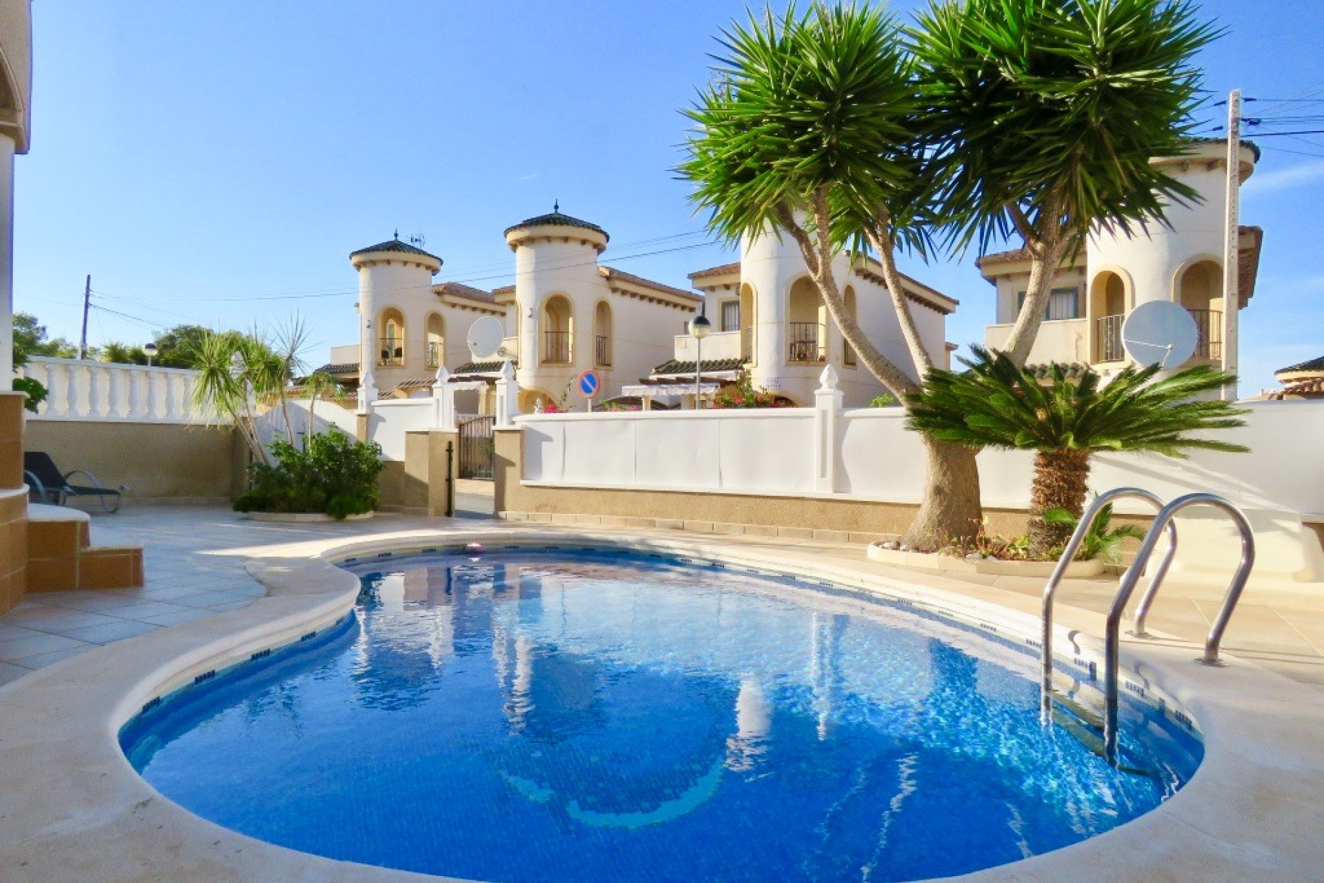 Перепродажа - Villa - Orihuela Costa - Las Filipinas