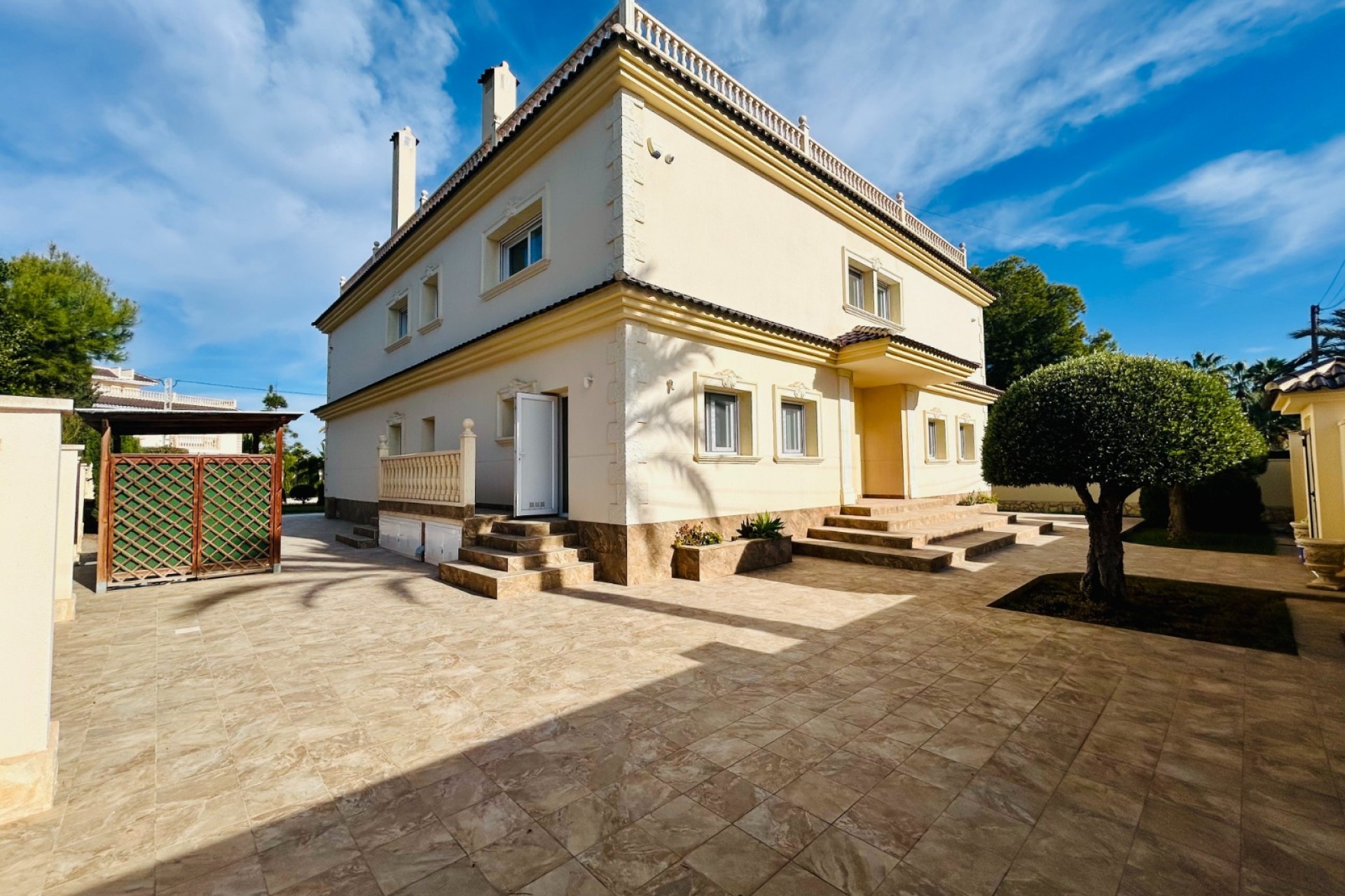 Перепродажа - Villa - Orihuela Costa - Lomas de Cabo Roig