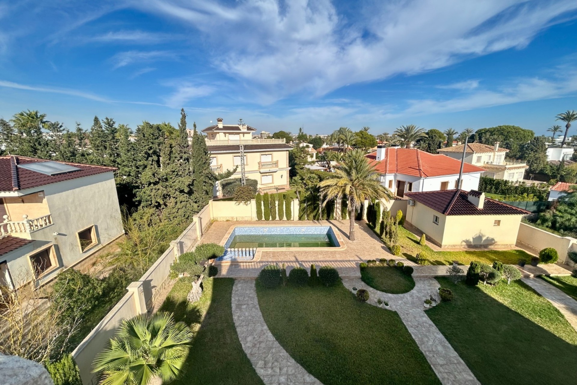 Перепродажа - Villa - Orihuela Costa - Lomas de Cabo Roig