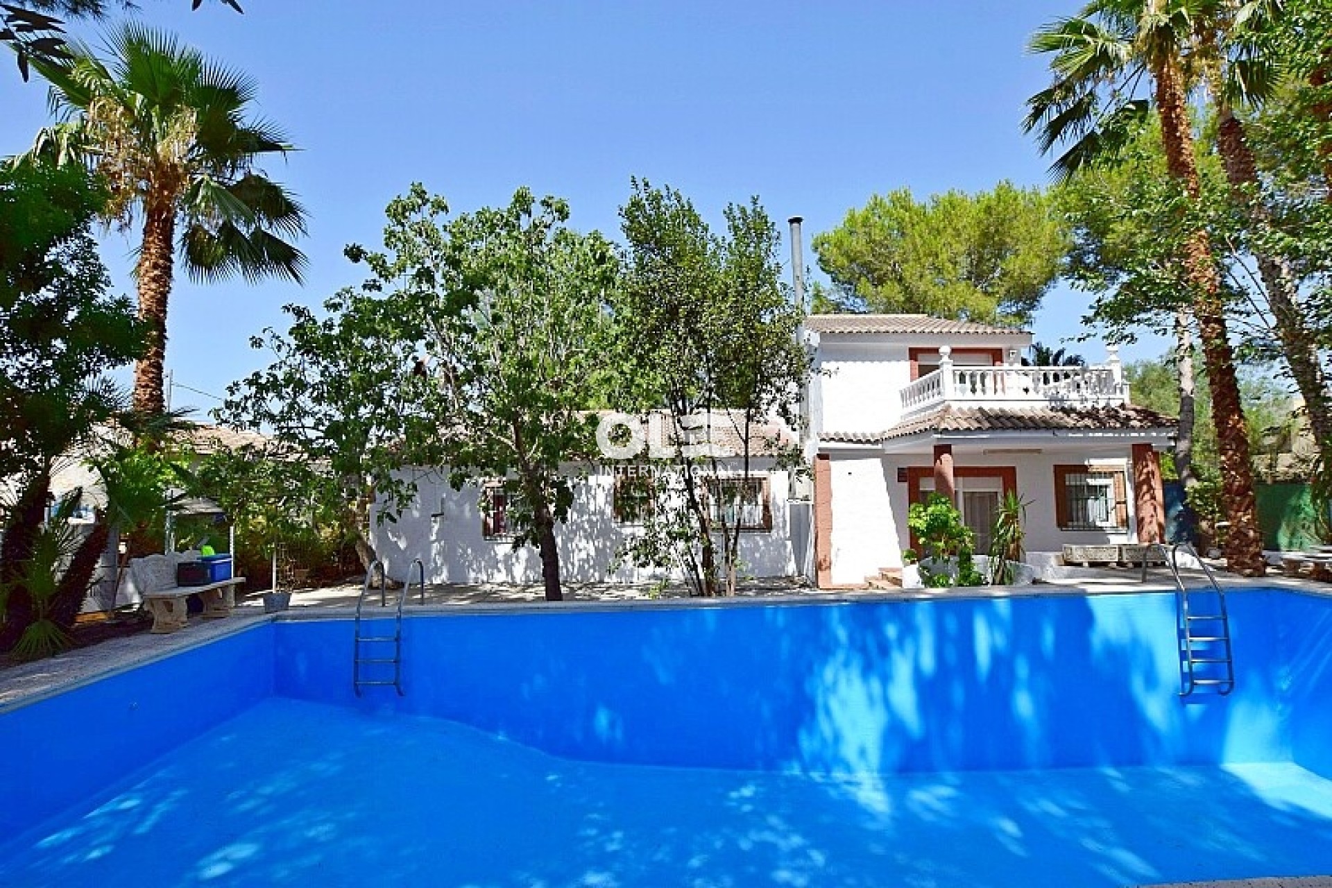 Перепродажа - Villa - Orihuela Costa - Orihuela
