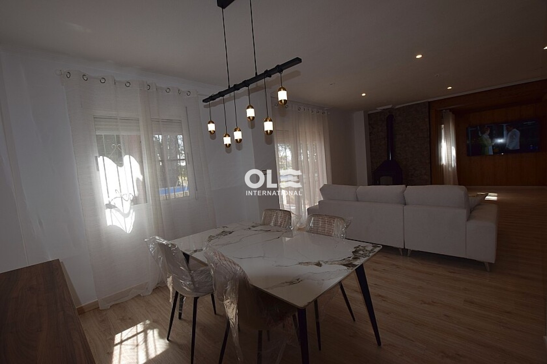 Перепродажа - Villa - Orihuela Costa - Orihuela