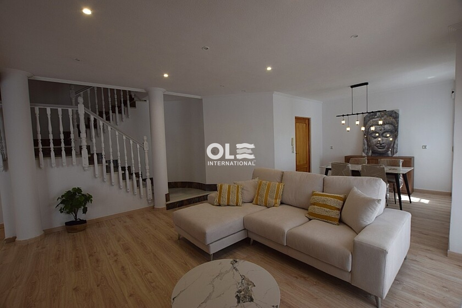 Перепродажа - Villa - Orihuela Costa - Orihuela