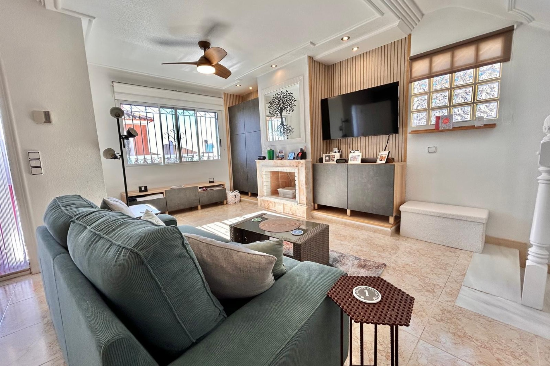 Перепродажа - Villa - Orihuela Costa - Villamartin area