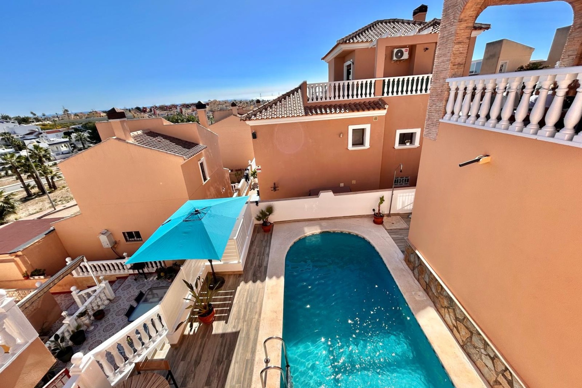 Перепродажа - Villa - Orihuela Costa - Villamartin area