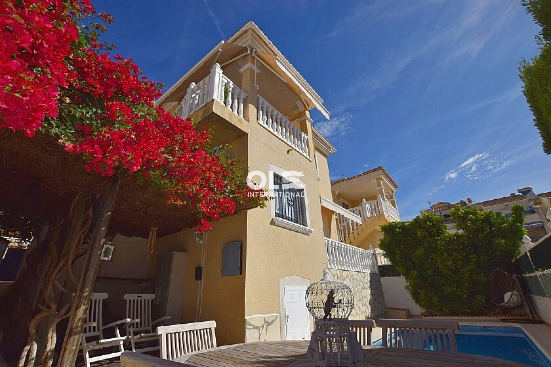 Перепродажа - Villa - Orihuela Costa - Villamartin area