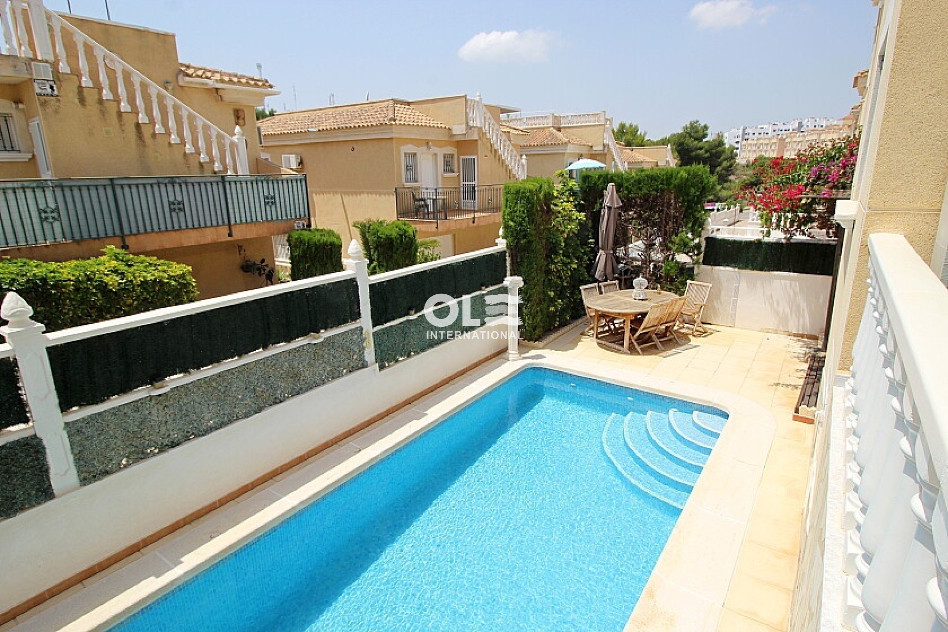 Перепродажа - Villa - Orihuela Costa - Villamartin area