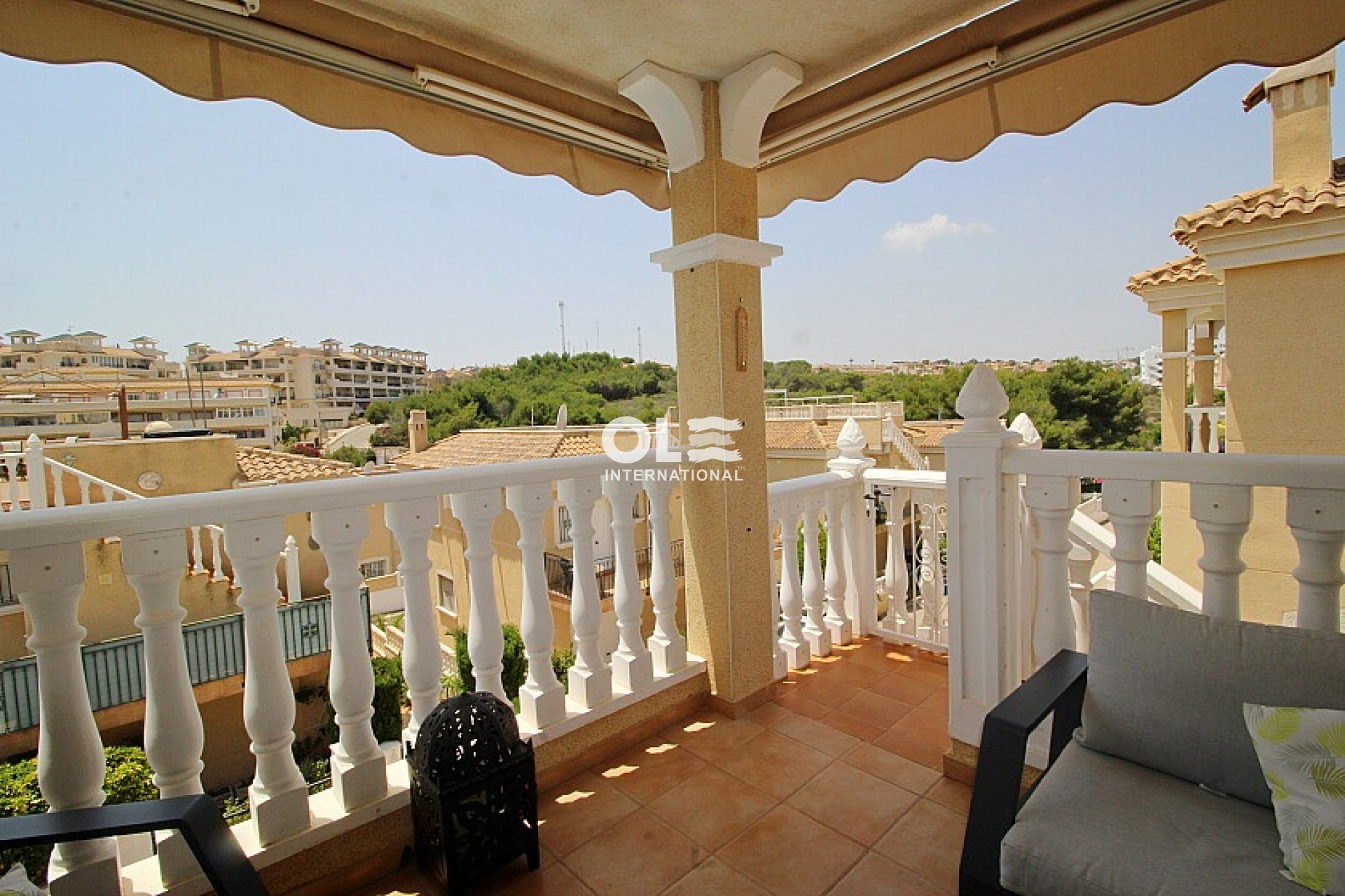 Перепродажа - Villa - Orihuela Costa - Villamartin area