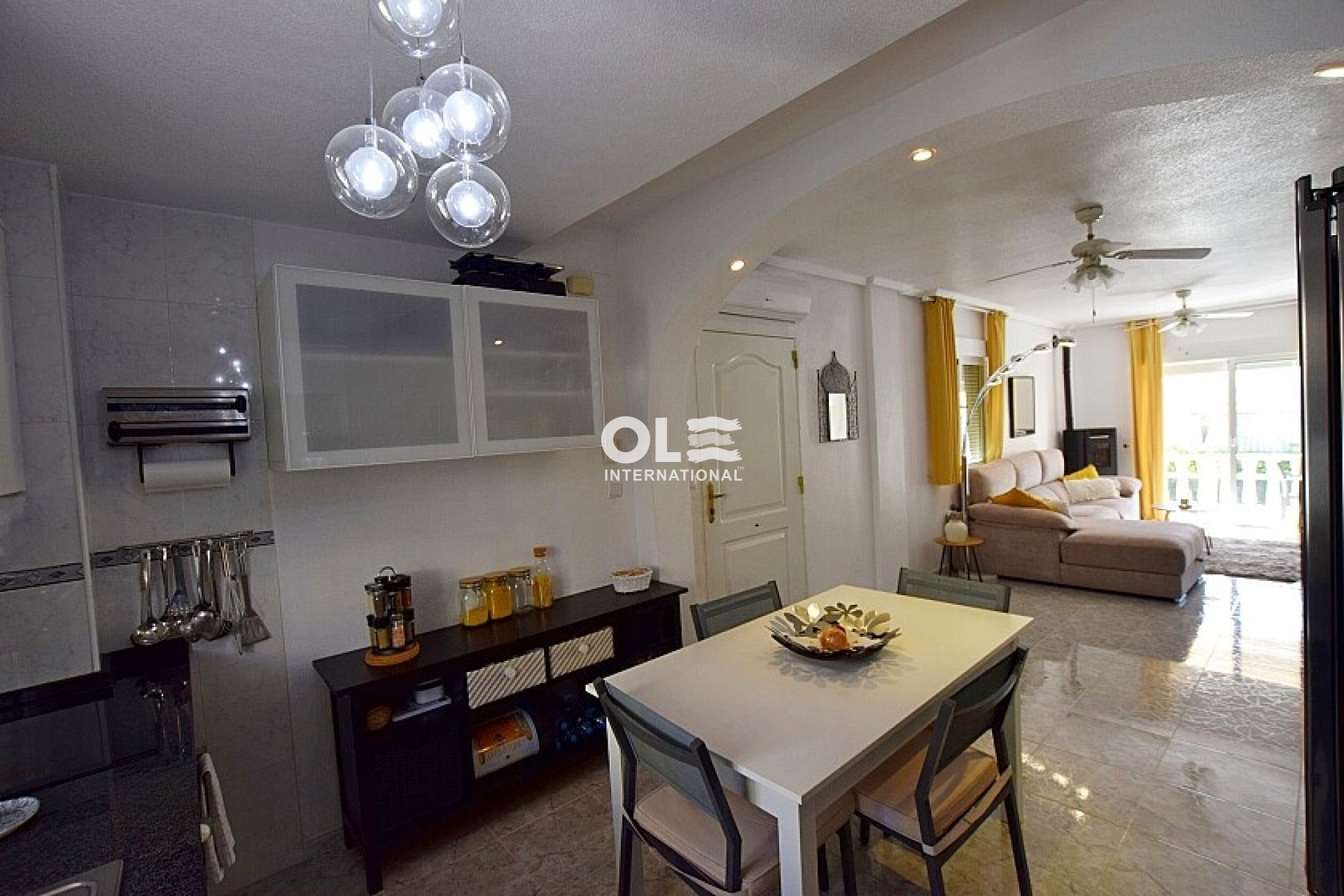 Перепродажа - Villa - Orihuela Costa - Villamartin area