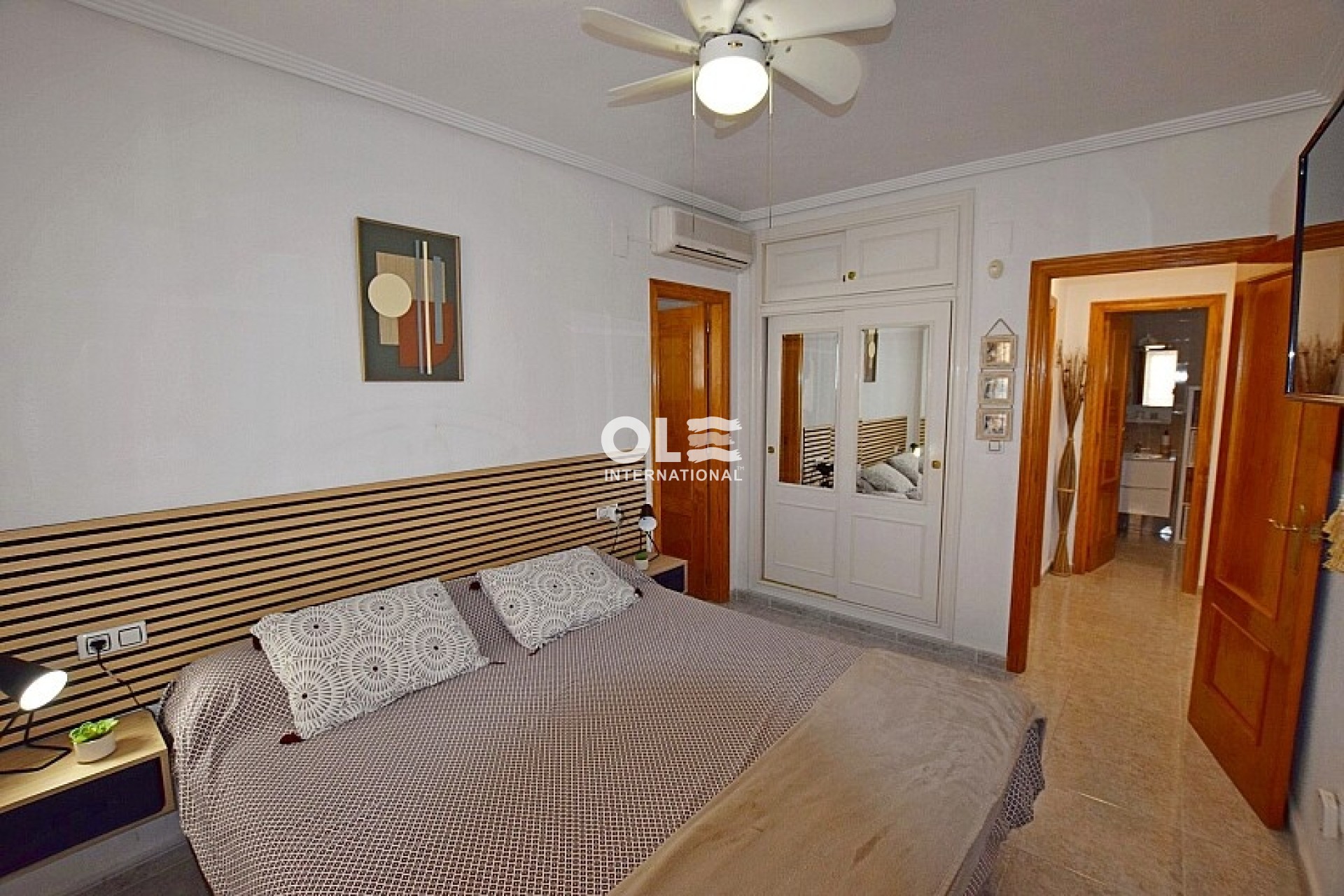 Перепродажа - Villa - Orihuela Costa - Villamartin area