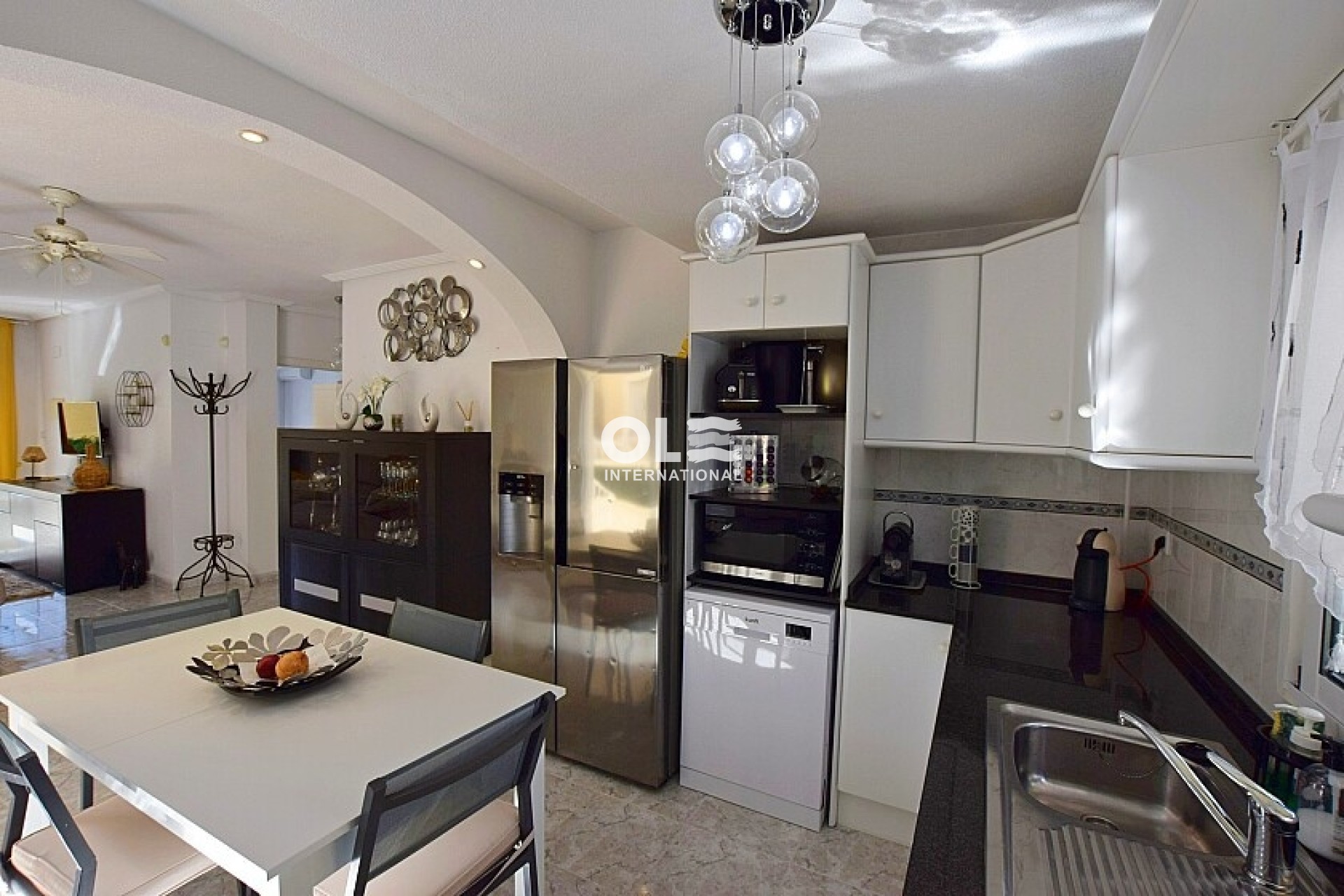 Перепродажа - Villa - Orihuela Costa - Villamartin area