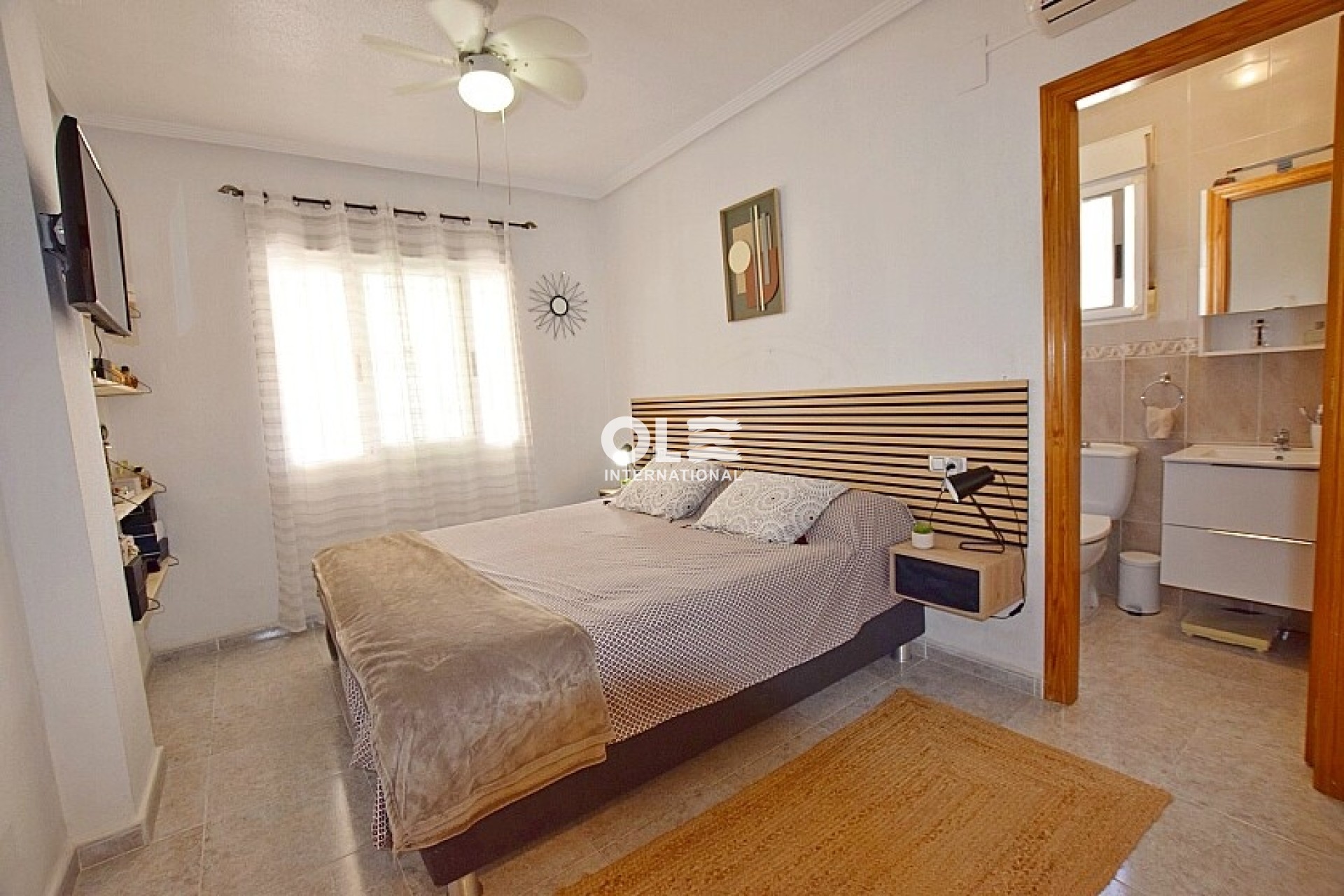 Перепродажа - Villa - Orihuela Costa - Villamartin area