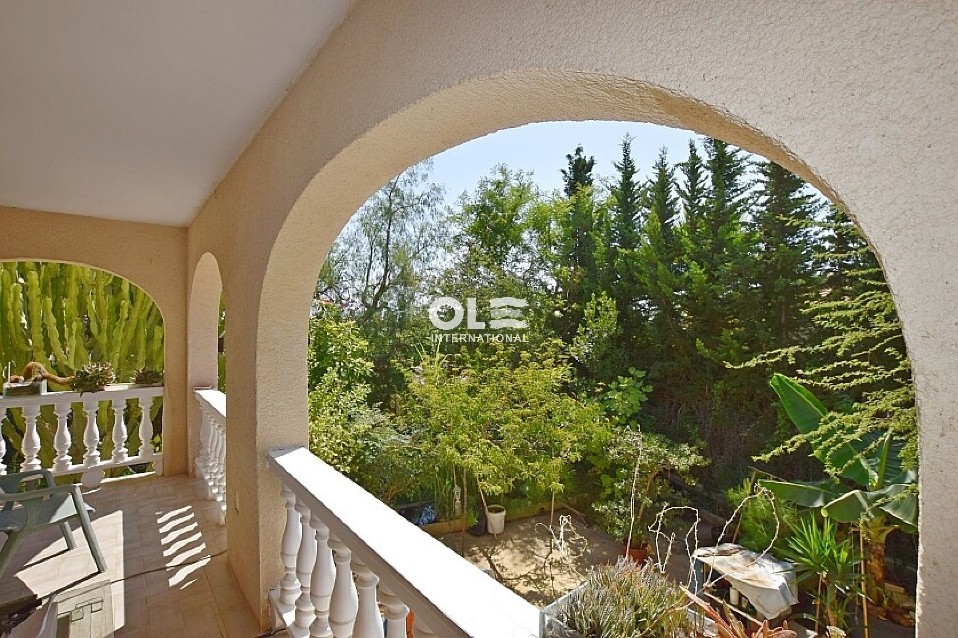 Перепродажа - Villa - Orihuela Costa - Villamartín