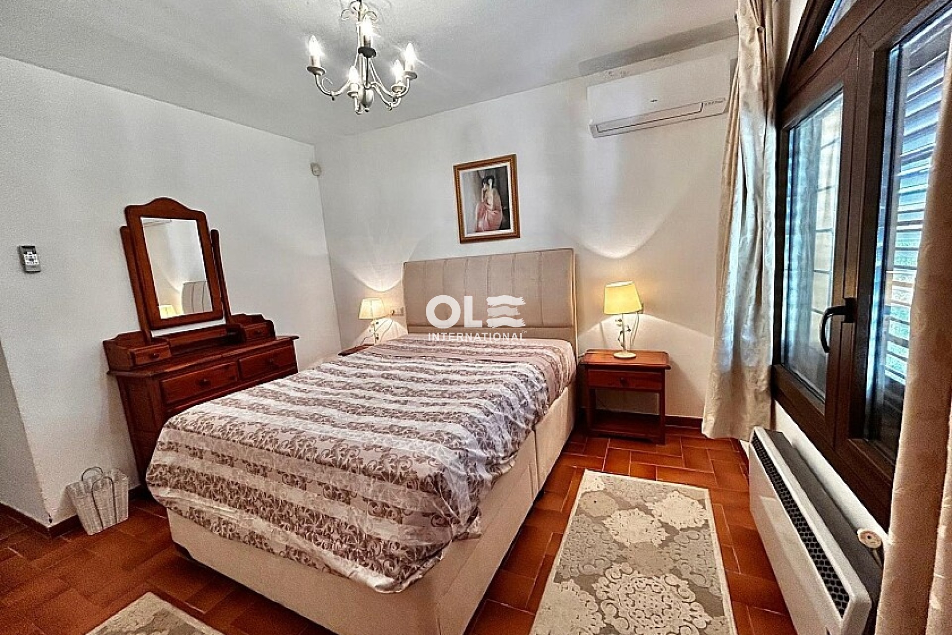 Перепродажа - Villa - Orihuela Costa - Villamartín