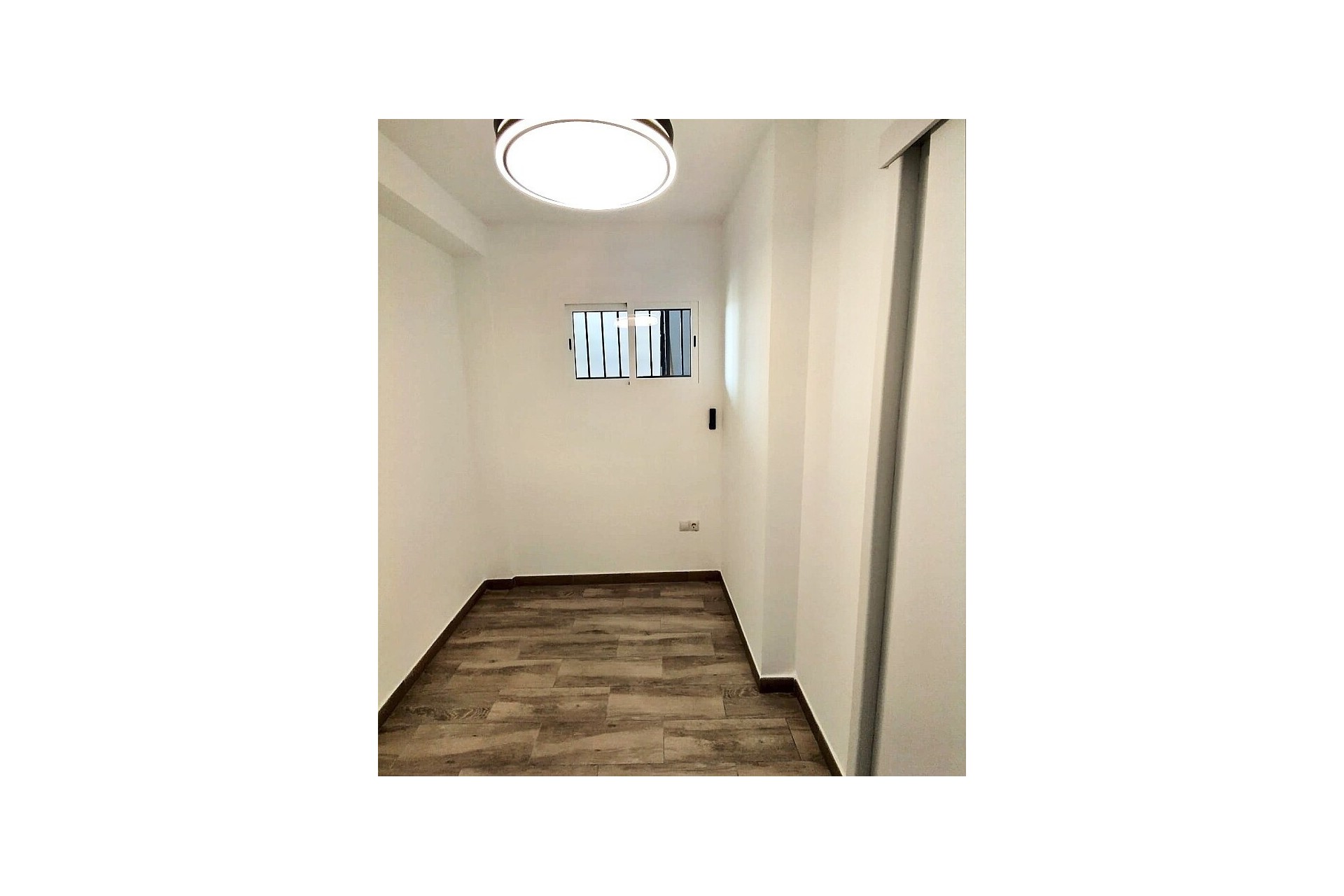 Resale - Apartment - Guardamar del Segura