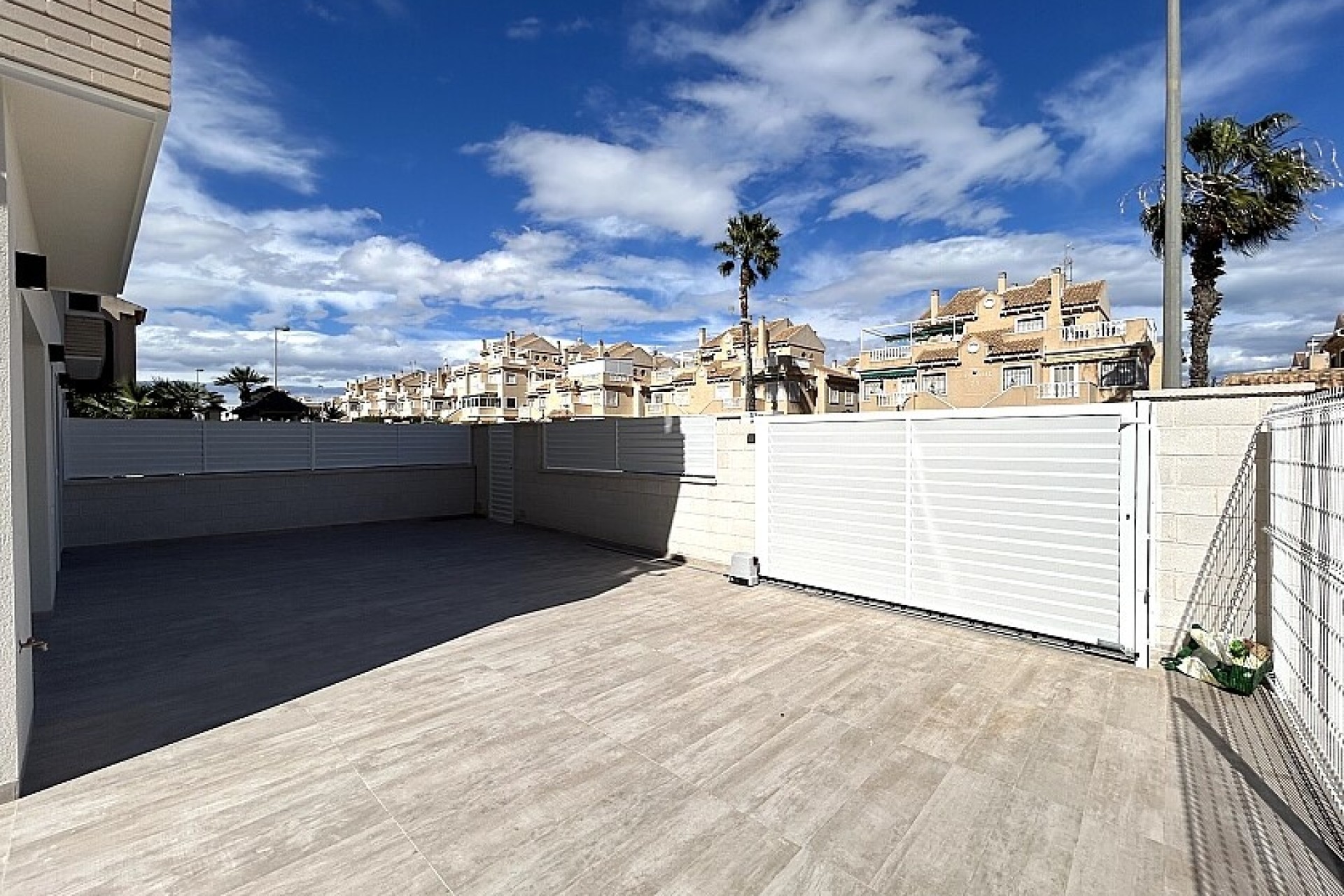 Resale - Apartment - La Mata - Torreblanca